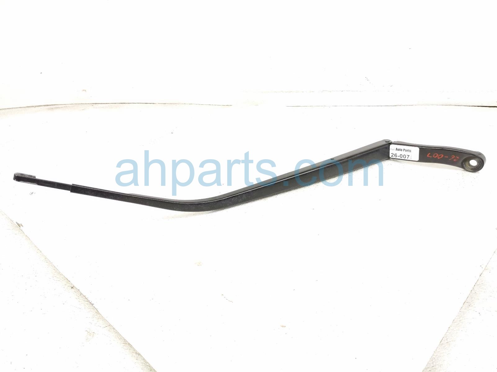 Honda RH WINDSHIELD WIPER ARM
