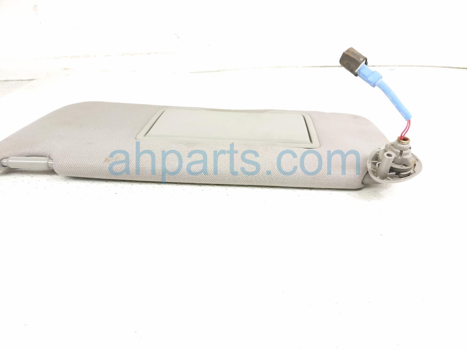 2014 Honda Accord Driver Sun Visor Grey 83280 T2F A52ZB Replacement 2014 Honda Accord Driver Sun Visor Grey 83280 T2F A52ZB Replacement thumbnail