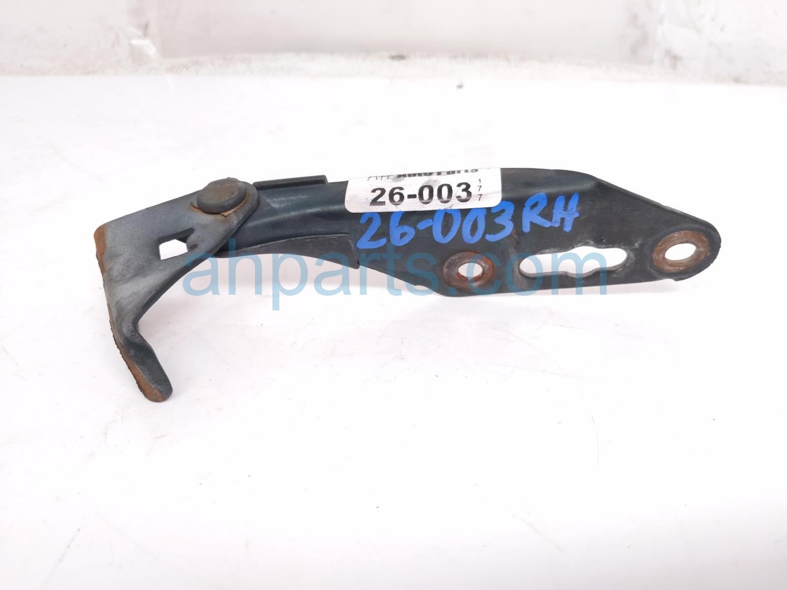 Honda RH HOOD HINGE - GREEN