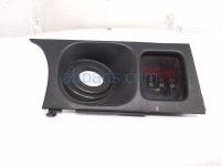 Toyota DASHBOARD DIGITAL CLOCK W/BEZEL Toyota DASHBOARD DIGITAL CLOCK W/BEZEL