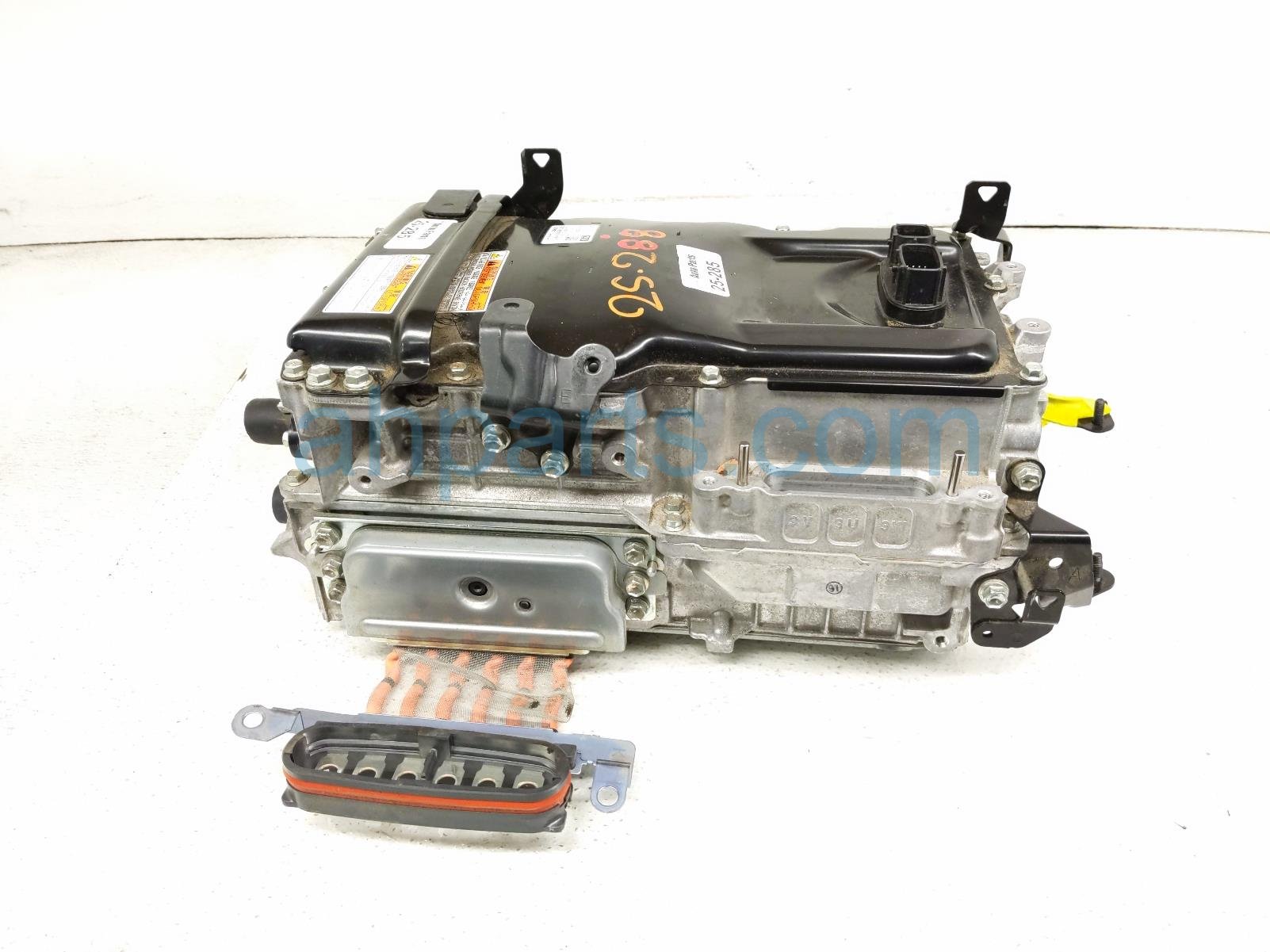 $1299 Toyota INVERTER / CONVERTER ASSY