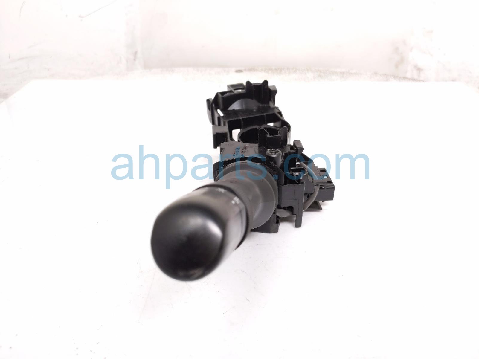 2017 Toyota Tundra Combo Headlamp / Signal Column Switch 84140 0E090 Replacement 2017 Toyota Tundra Combo Headlamp / Signal Column Switch 84140 0E090 Replacement thumbnail