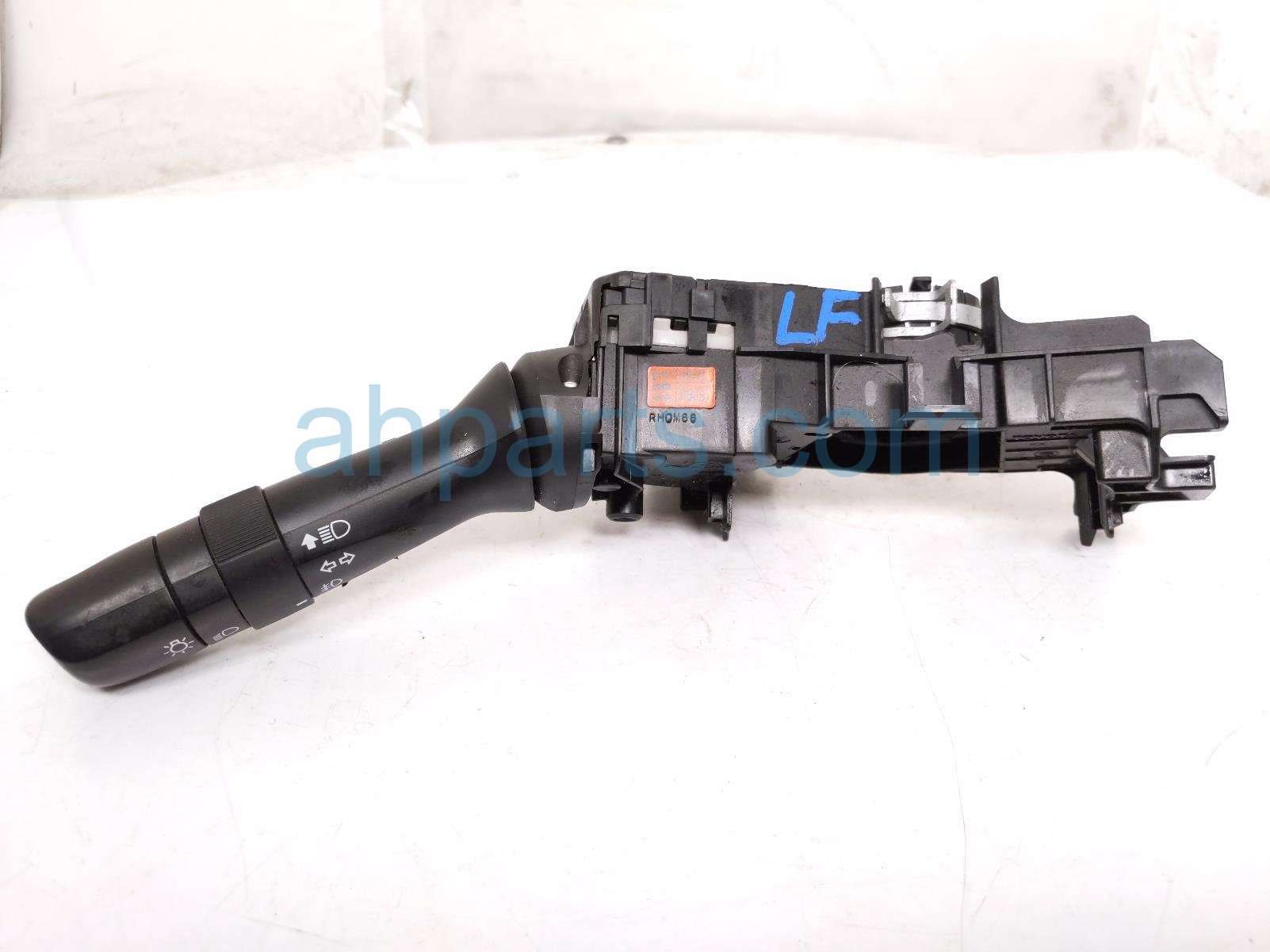 2017 Toyota Tundra Combo Headlamp / Signal Column Switch 84140 0E090 Replacement 2017 Toyota Tundra Combo Headlamp / Signal Column Switch 84140 0E090 Replacement thumbnail