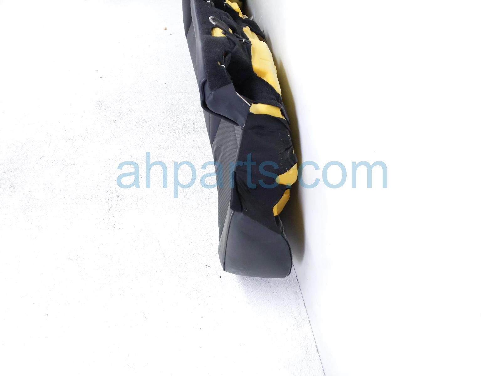 Lexus REAR LOWER SEAT CUSHION - BLACK