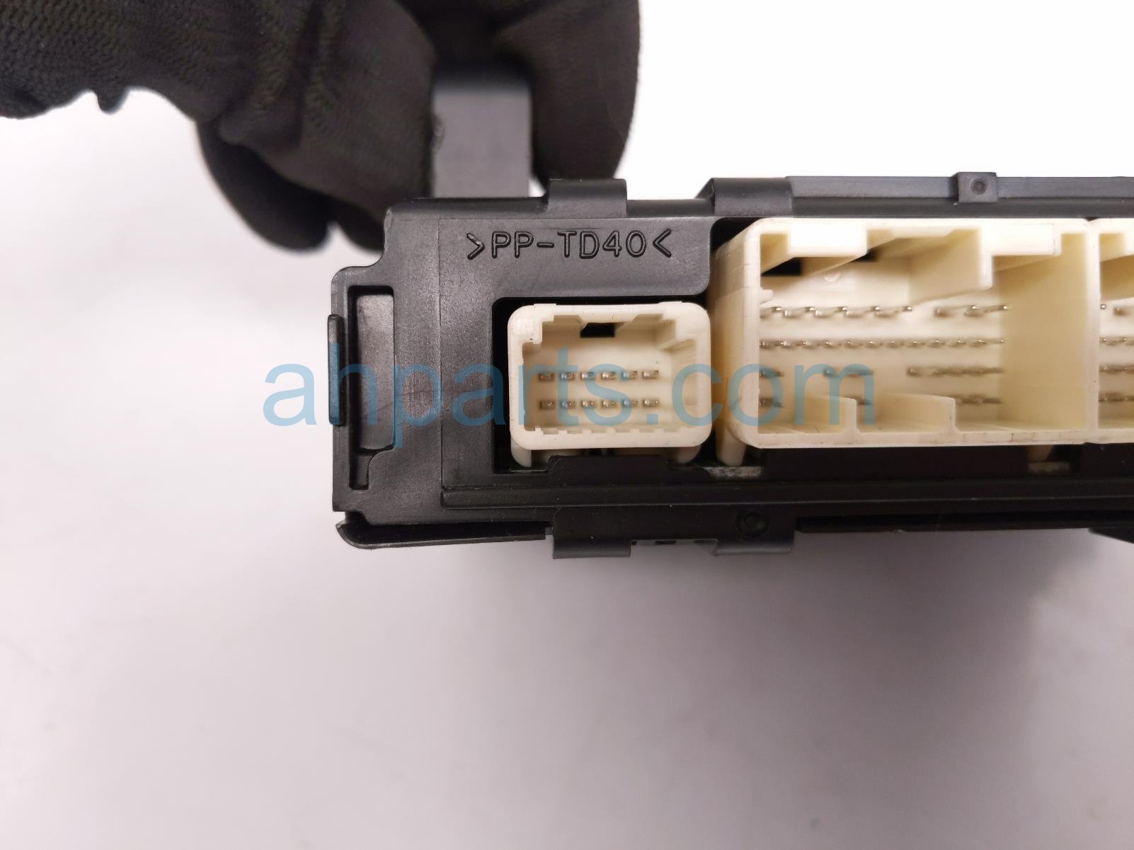 2018 Lexus Is300 A/c Amplifier Control Module 88650 53404 Replacement 2018 Lexus Is300 A/c Amplifier Control Module 88650 53404 Replacement thumbnail