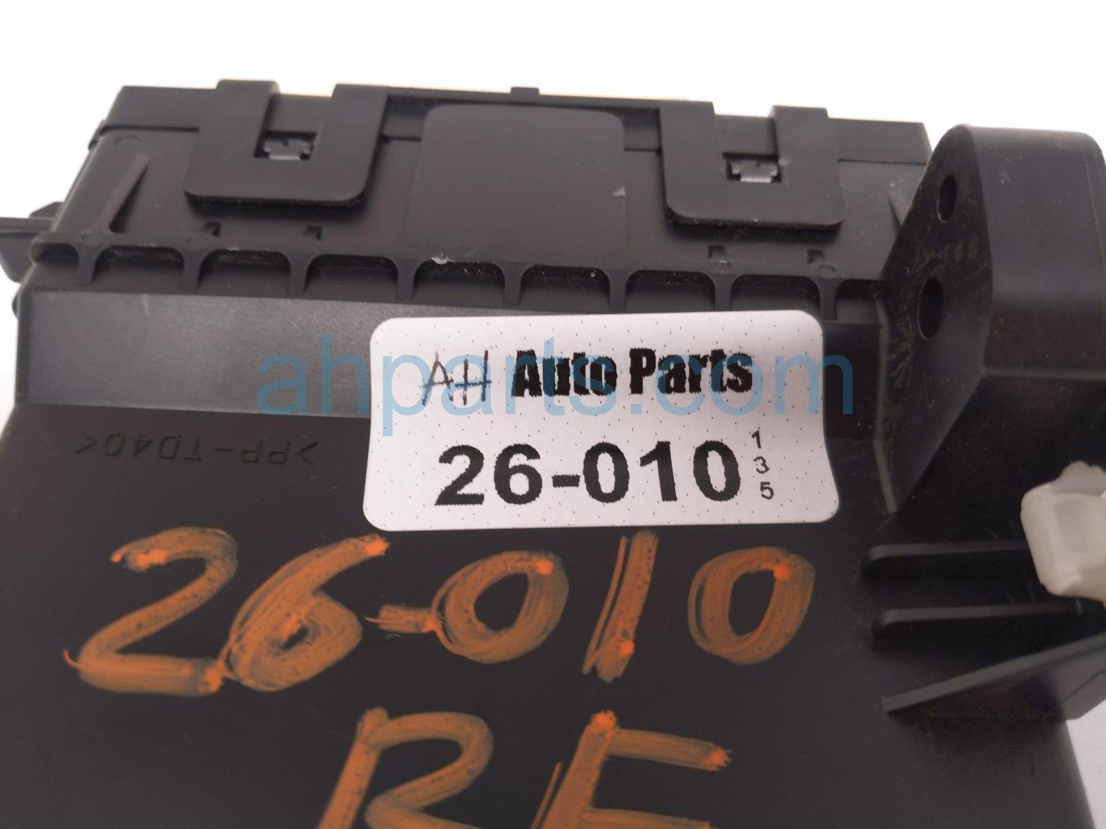 2018 Lexus Is300 A/c Amplifier Control Module 88650 53404 Replacement 2018 Lexus Is300 A/c Amplifier Control Module 88650 53404 Replacement thumbnail