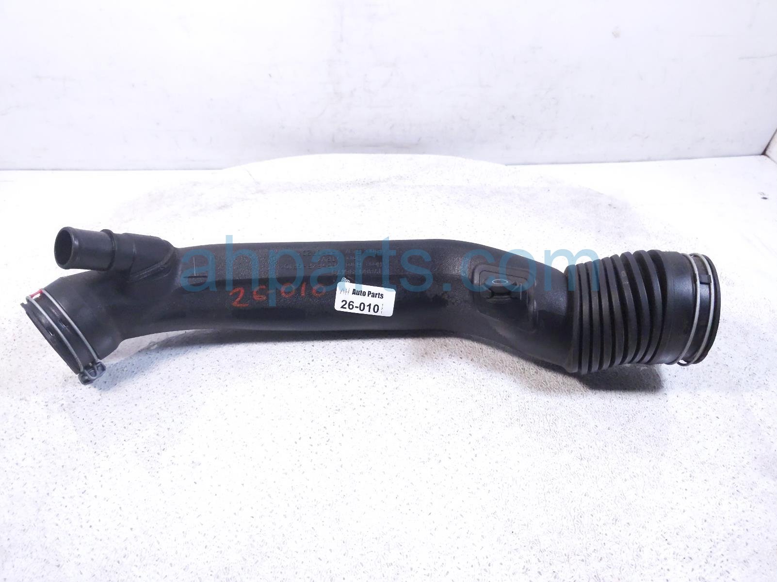 Lexus AIR CLEANER INTAKE TUBE - 2.0L