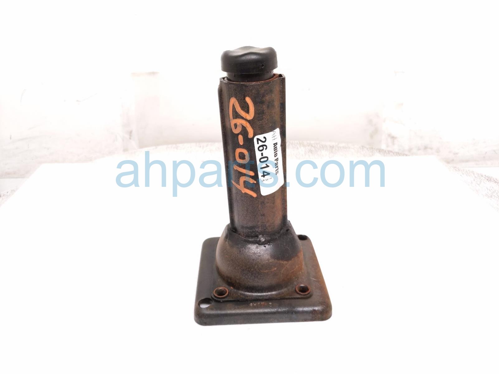 Toyota BOTTLE LIFT JACK ONLY