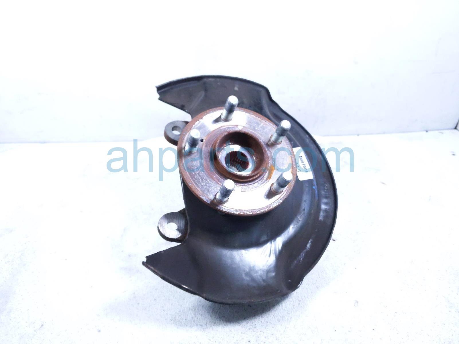 Honda FR/LH SPINDLE KNUCKLE HUB - AWD