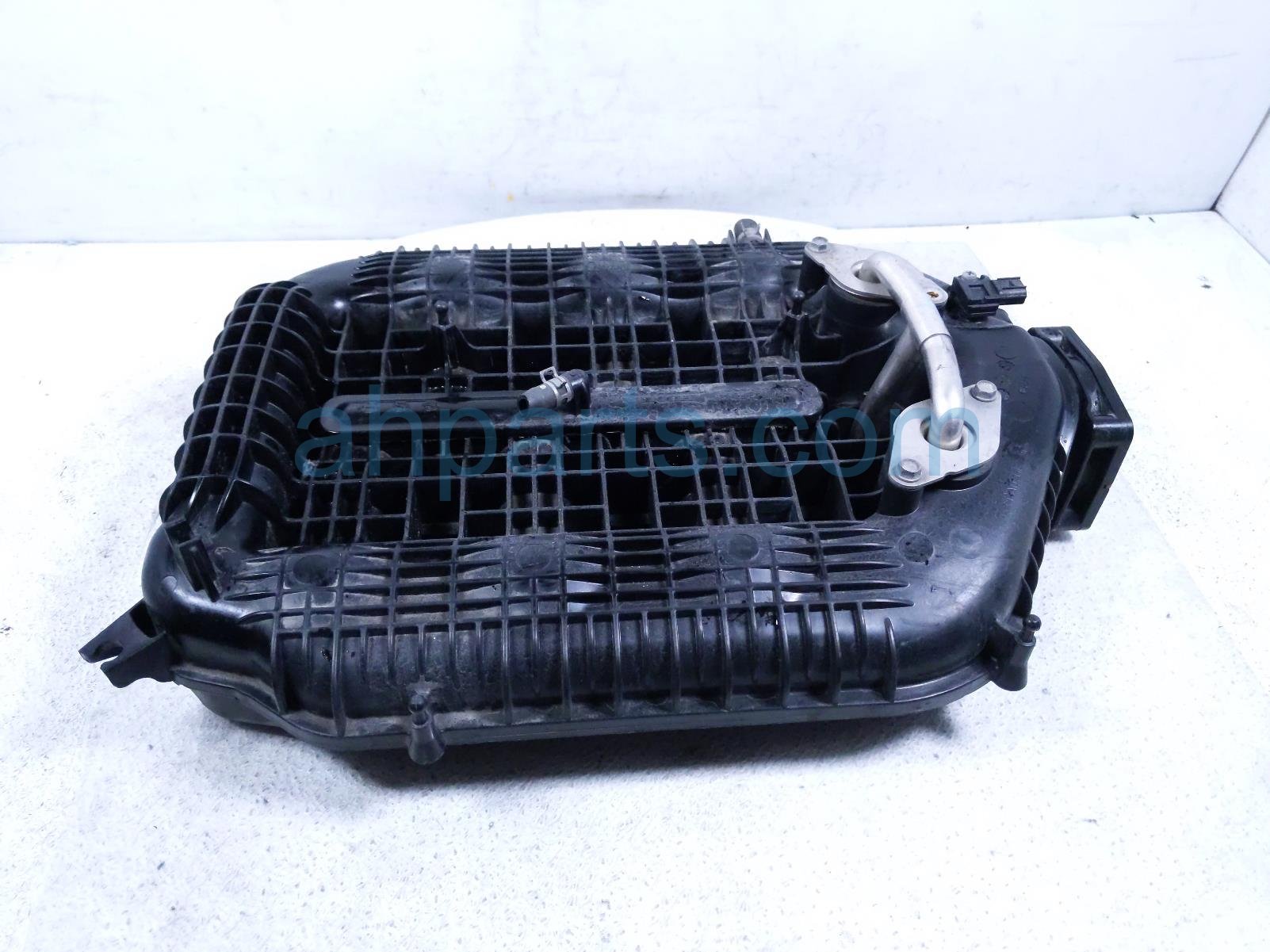 2016 Honda Pilot Upper Intake Manifold 17160 RLV A01 Replacement 2016 Honda Pilot Upper Intake Manifold 17160 RLV A01 Replacement thumbnail