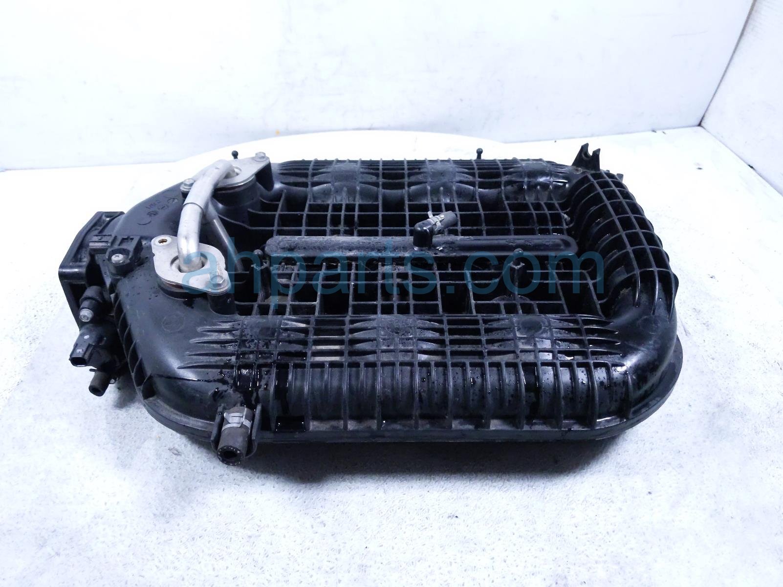 2016 Honda Pilot Upper Intake Manifold 17160 RLV A01 Replacement 2016 Honda Pilot Upper Intake Manifold 17160 RLV A01 Replacement thumbnail