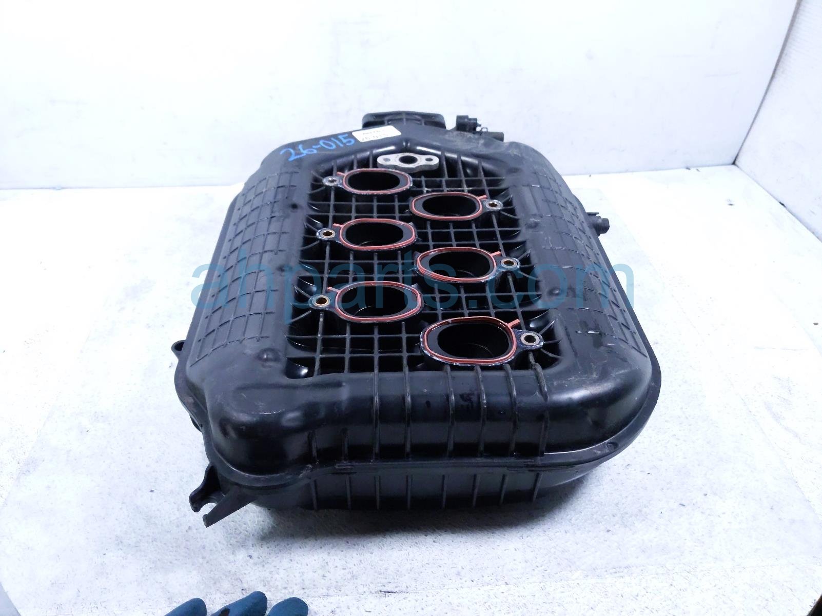 2016 Honda Pilot Upper Intake Manifold 17160 RLV A01 Replacement 2016 Honda Pilot Upper Intake Manifold 17160 RLV A01 Replacement thumbnail