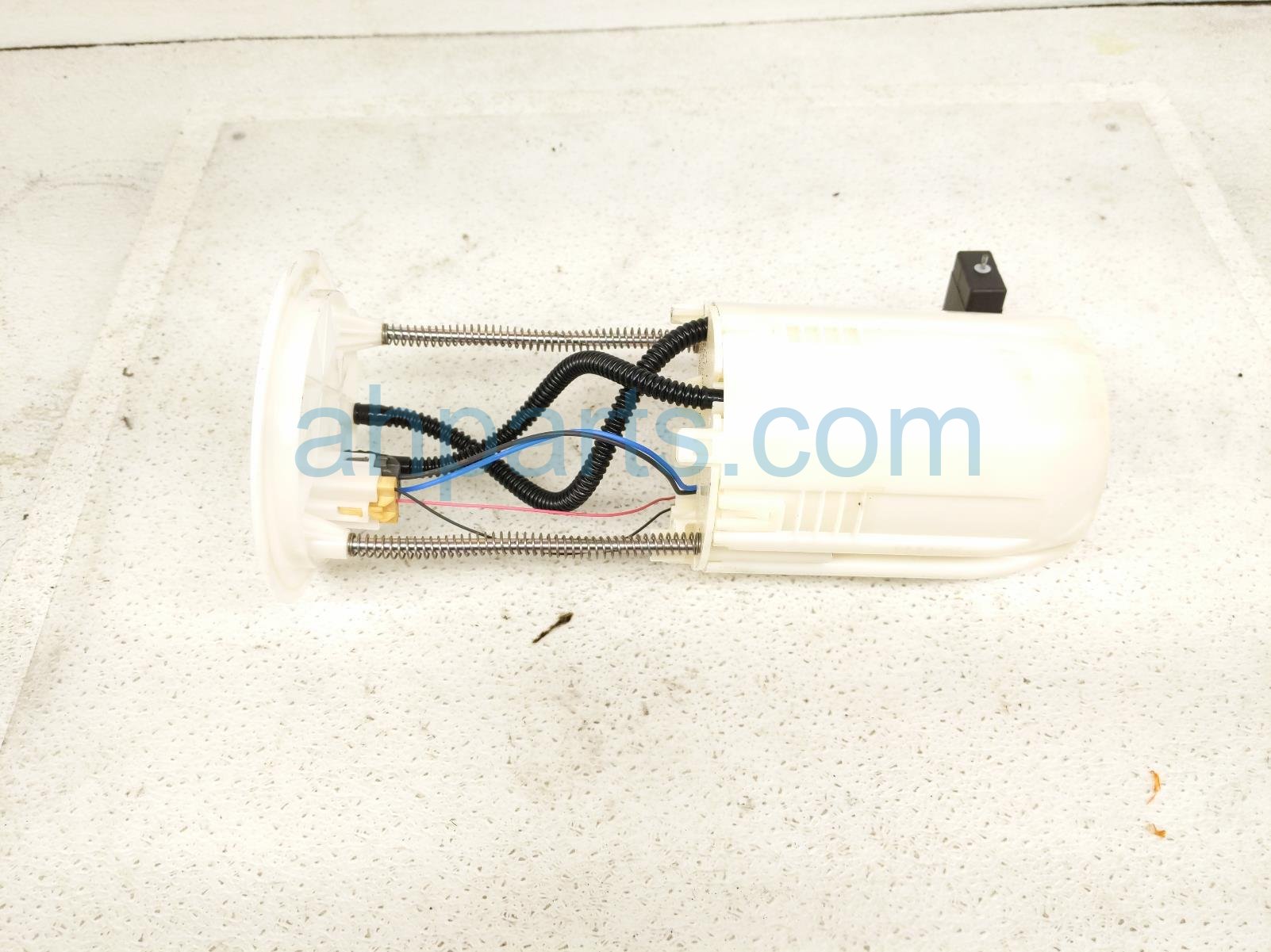 2016 Toyota 4 Runner Gas / Fuel Pump (tank Mounted) 77020 35151 Replacement 2016 Toyota 4 Runner Gas / Fuel Pump (tank Mounted) 77020 35151 Replacement thumbnail
