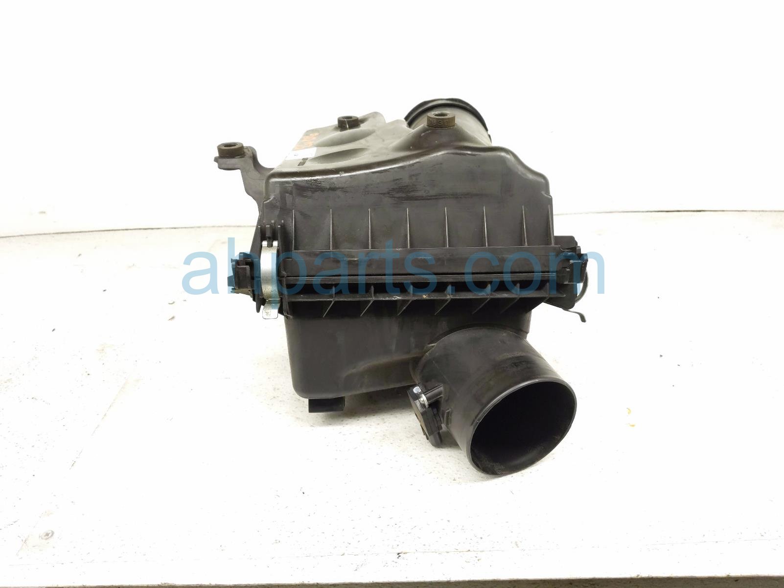 2016 Toyota 4 Runner Air Cleaner Intake Box 17700 31861 Replacement 2016 Toyota 4 Runner Air Cleaner Intake Box 17700 31861 Replacement thumbnail