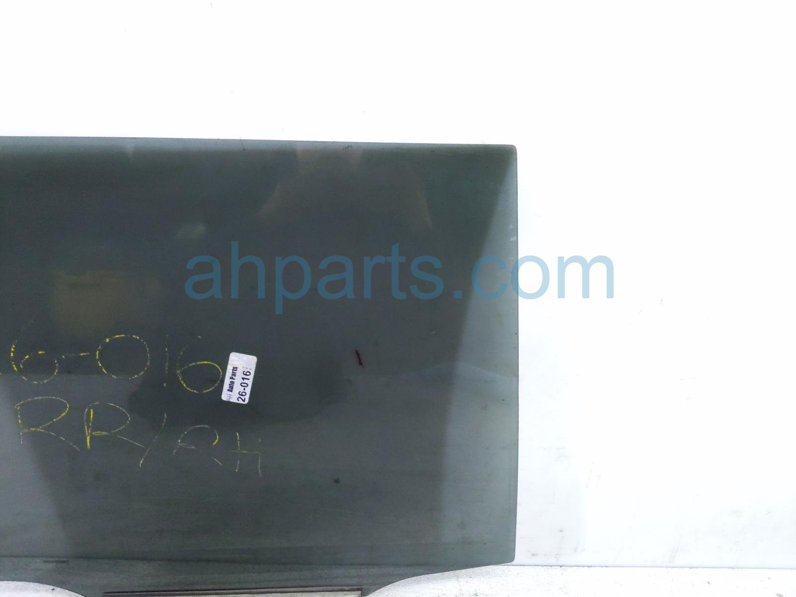 2016 Toyota 4 Runner Rear Passenger Door Glass Window 68113 35130 Replacement 2016 Toyota 4 Runner Rear Passenger Door Glass Window 68113 35130 Replacement thumbnail