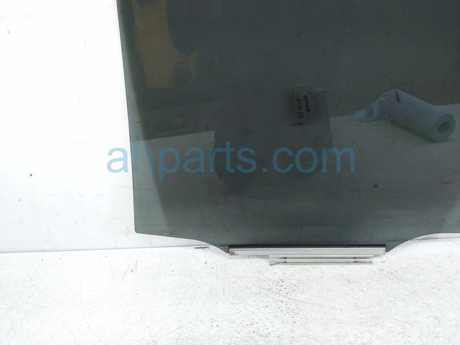 2016 Toyota 4 Runner Rear Passenger Door Glass Window 68113 35130 Replacement 2016 Toyota 4 Runner Rear Passenger Door Glass Window 68113 35130 Replacement thumbnail