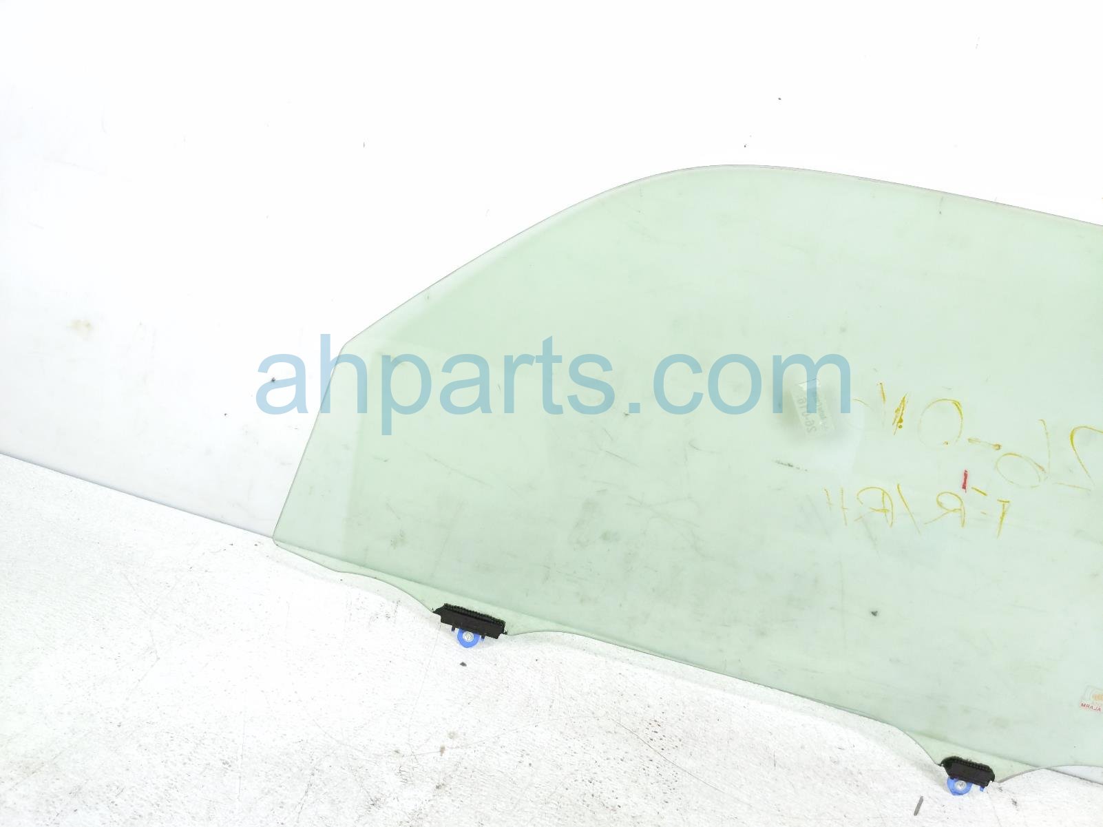 2016 Toyota 4 Runner Front Passenger Door Glass Window 68101 35260 Replacement 2016 Toyota 4 Runner Front Passenger Door Glass Window 68101 35260 Replacement thumbnail