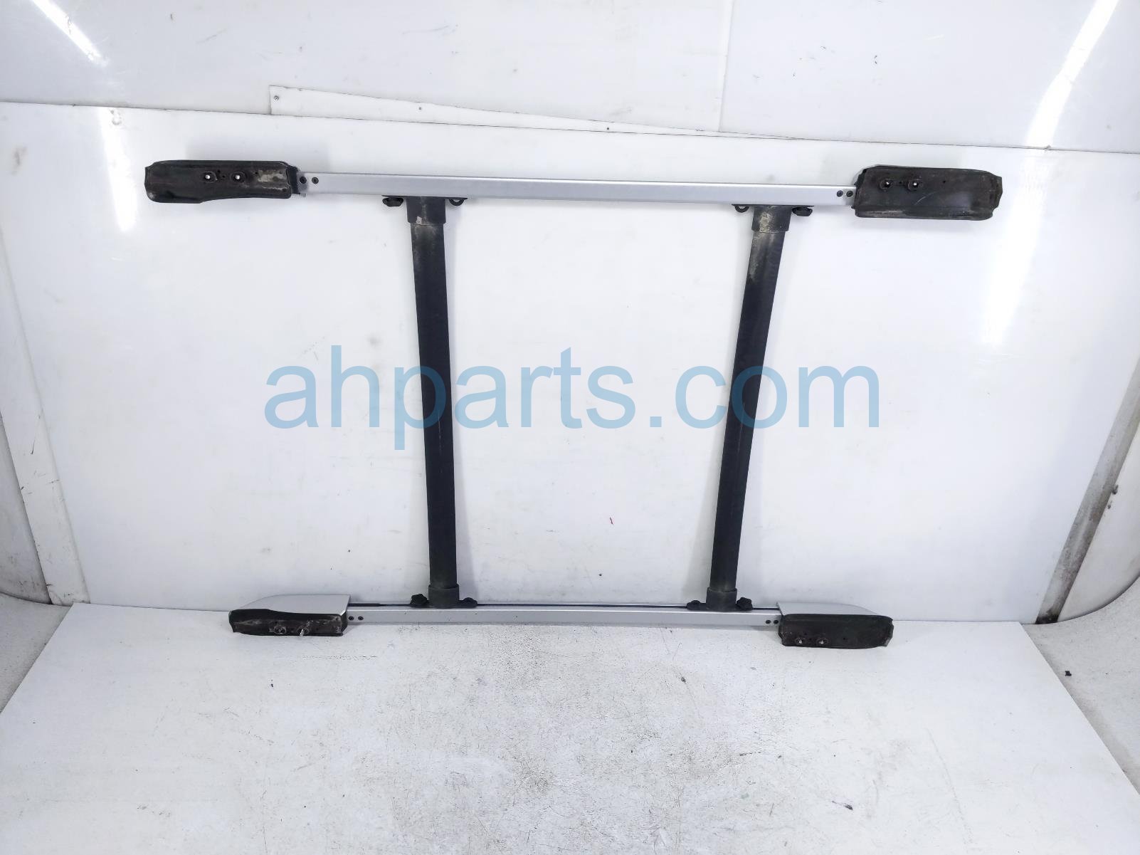 2016 Toyota 4 Runner Luggage Rack Driver & Passenger Roof Rails & Crossbar 63471 35020 Replacement 2016 Toyota 4 Runner Luggage Rack Driver & Passenger Roof Rails & Crossbar 63471 35020 Replacement thumbnail