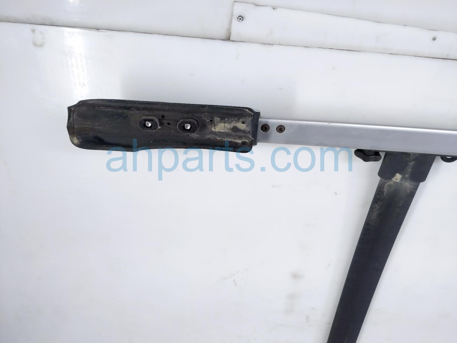 2016 Toyota 4 Runner Luggage Rack Driver & Passenger Roof Rails & Crossbar 63471 35020 Replacement 2016 Toyota 4 Runner Luggage Rack Driver & Passenger Roof Rails & Crossbar 63471 35020 Replacement thumbnail