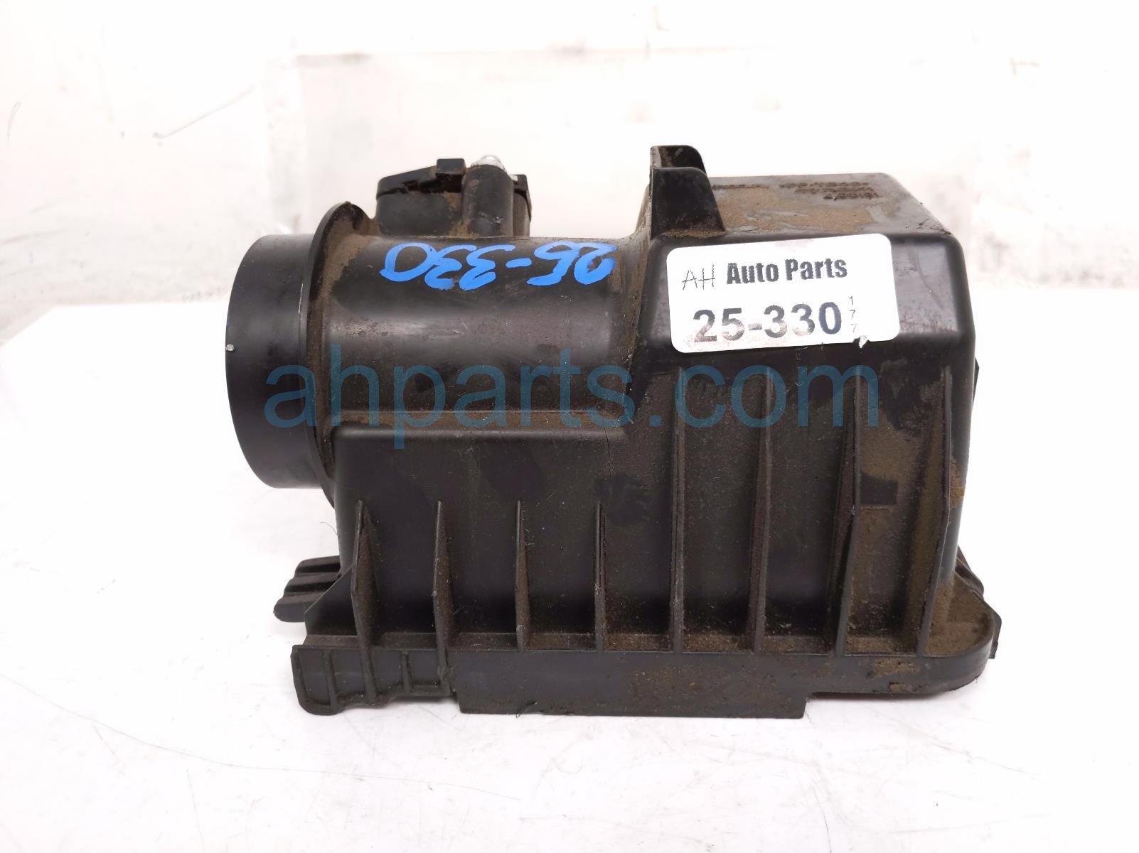 Honda AIR CLEANER LID W/MAF - HYBRID