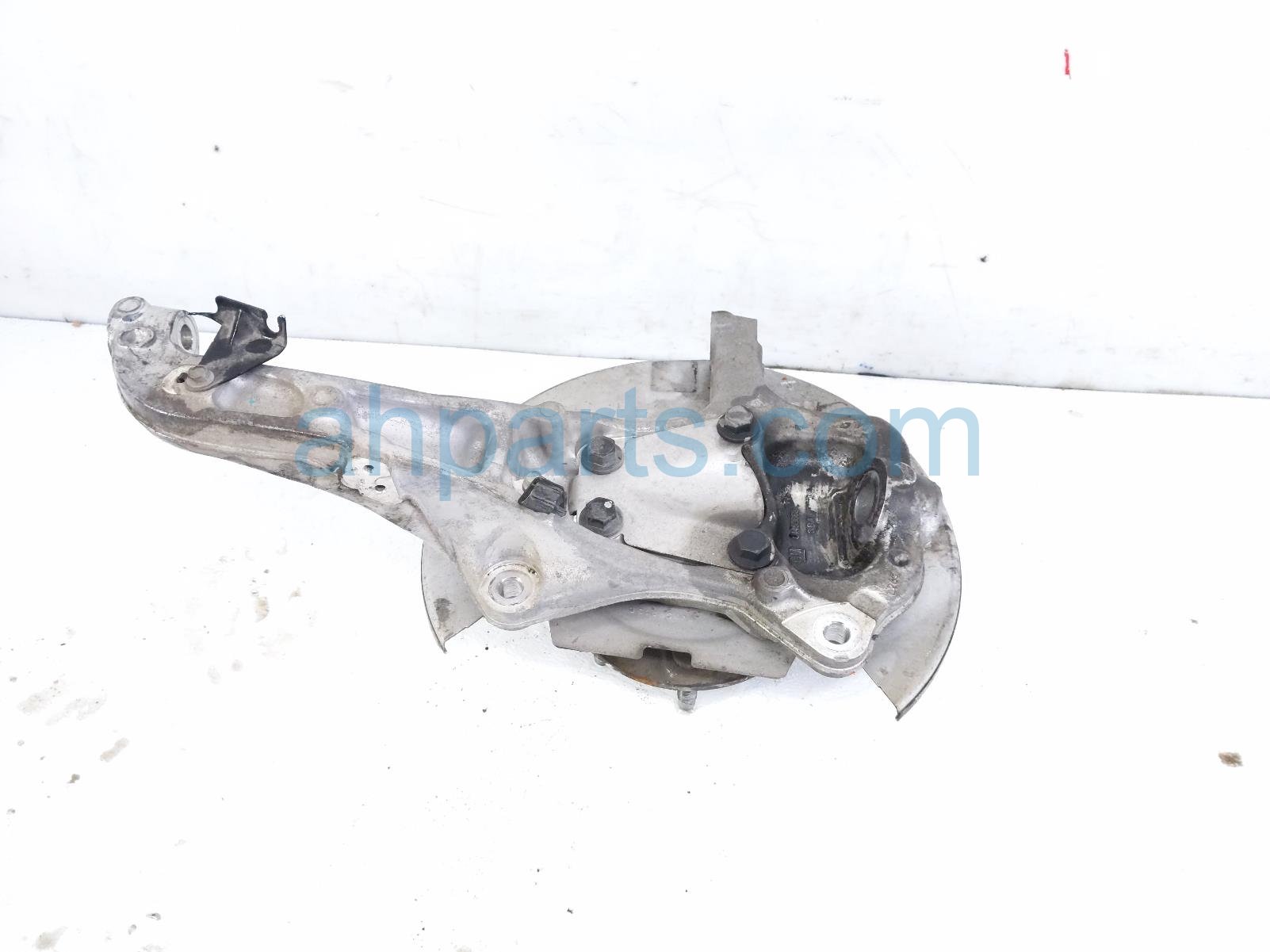 2024 Chevy Silverado 1500 Front Driver Spindle Knuckle Hub 4x2 84673207 Replacement 2024 Chevy Silverado 1500 Front Driver Spindle Knuckle Hub 4x2 84673207 Replacement thumbnail