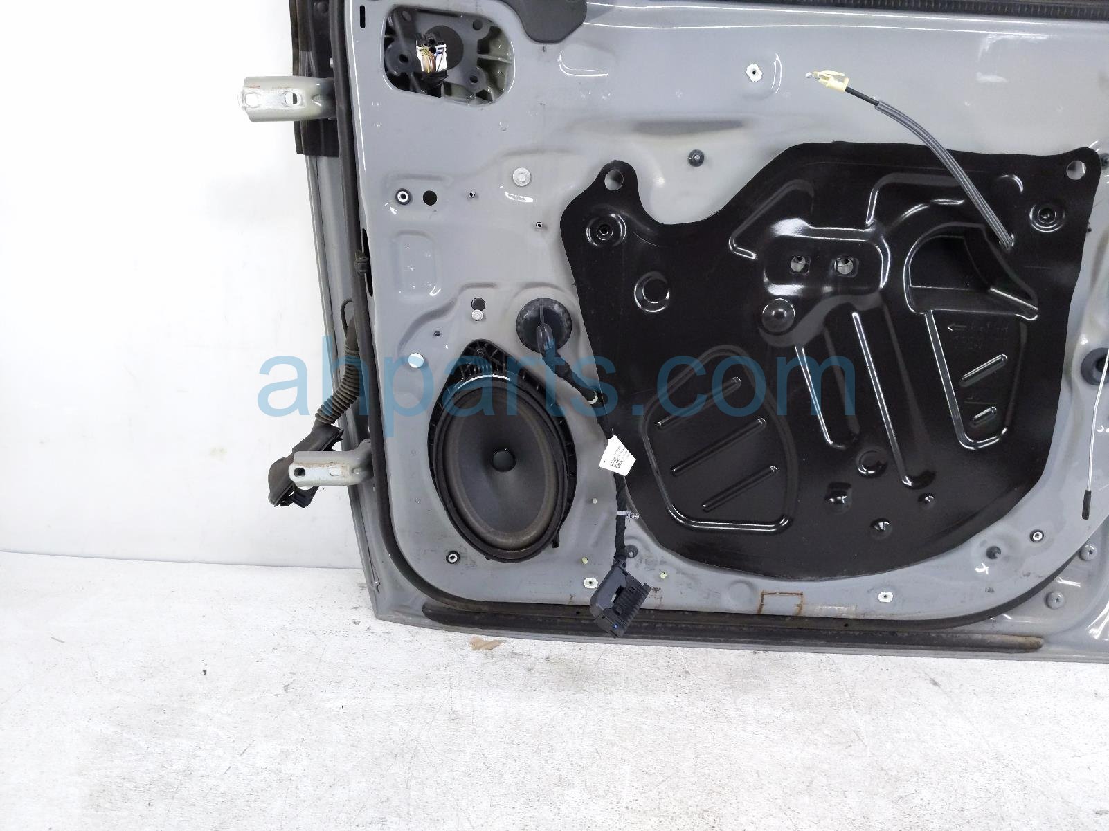 2024 Chevy Silverado 1500 Front Passenger Door Grey No Mirror/trim* 84783929 Replacement 2024 Chevy Silverado 1500 Front Passenger Door Grey No Mirror/trim* 84783929 Replacement thumbnail