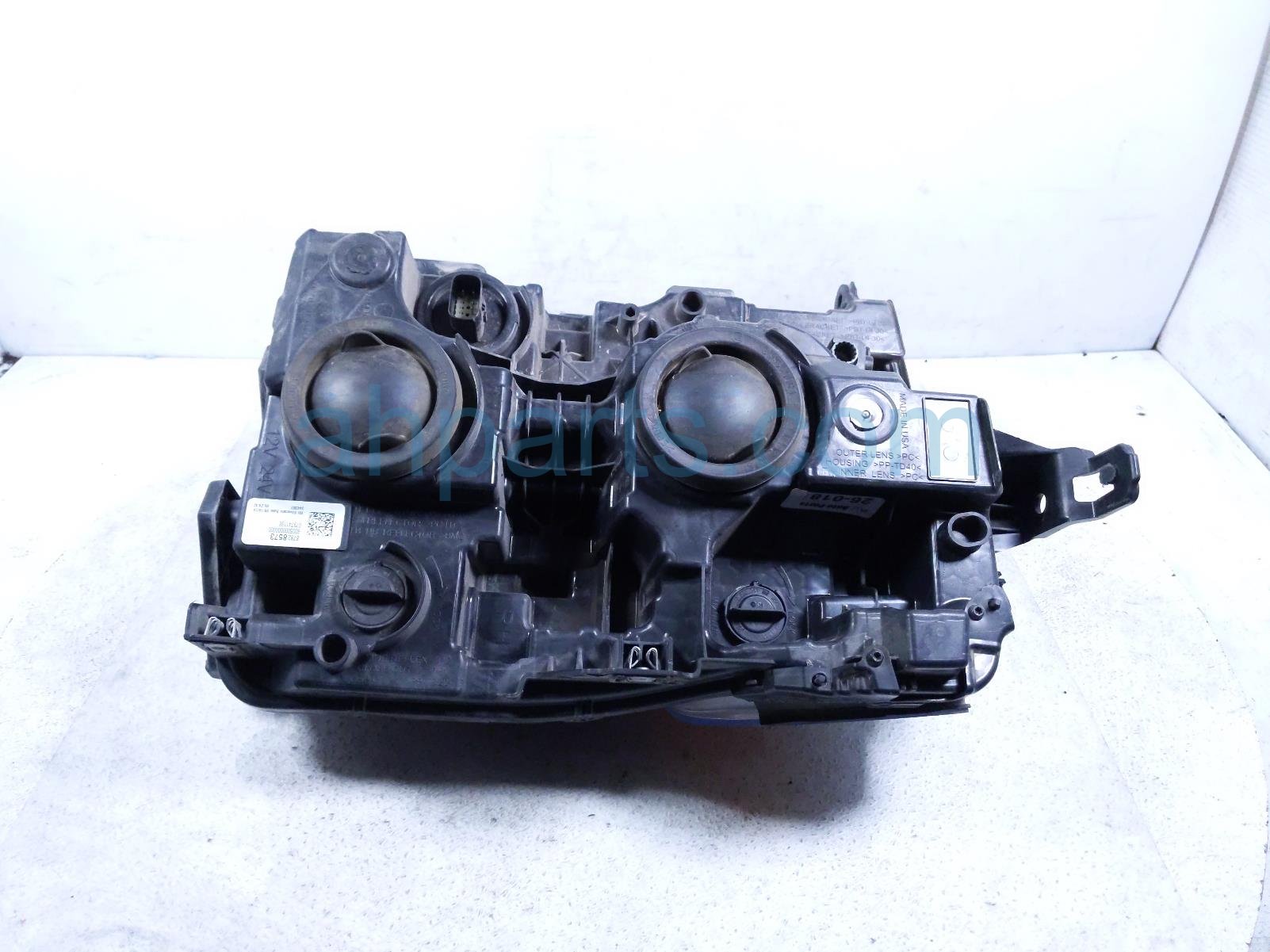 2024 Chevy Silverado 1500 Headlight Passenger Headlamp / Light 87828573 Replacement 2024 Chevy Silverado 1500 Headlight Passenger Headlamp / Light 87828573 Replacement thumbnail