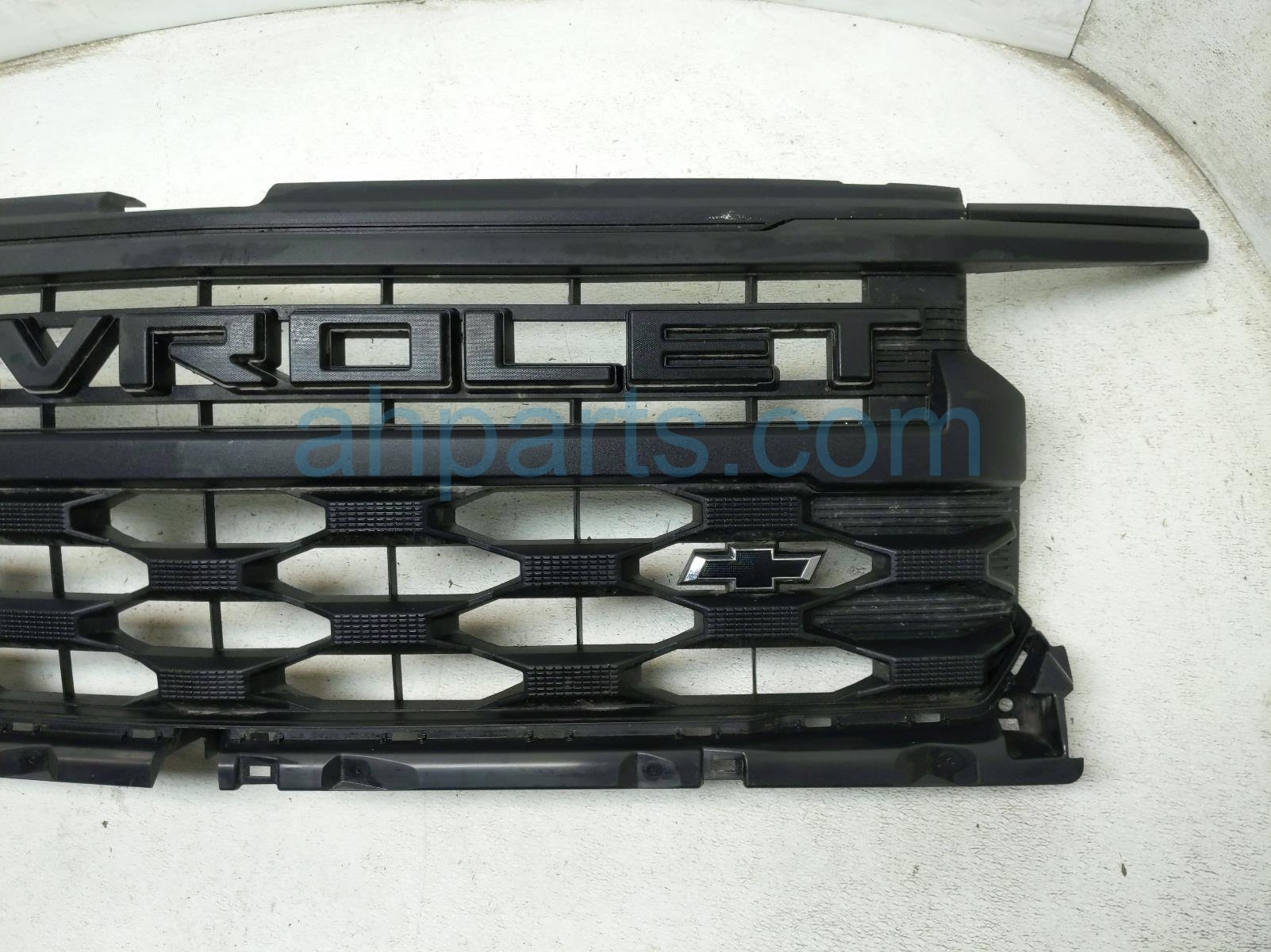 2024 Chevy Silverado 1500 Upper Grille Black 85573520 Replacement 2024 Chevy Silverado 1500 Upper Grille Black 85573520 Replacement thumbnail