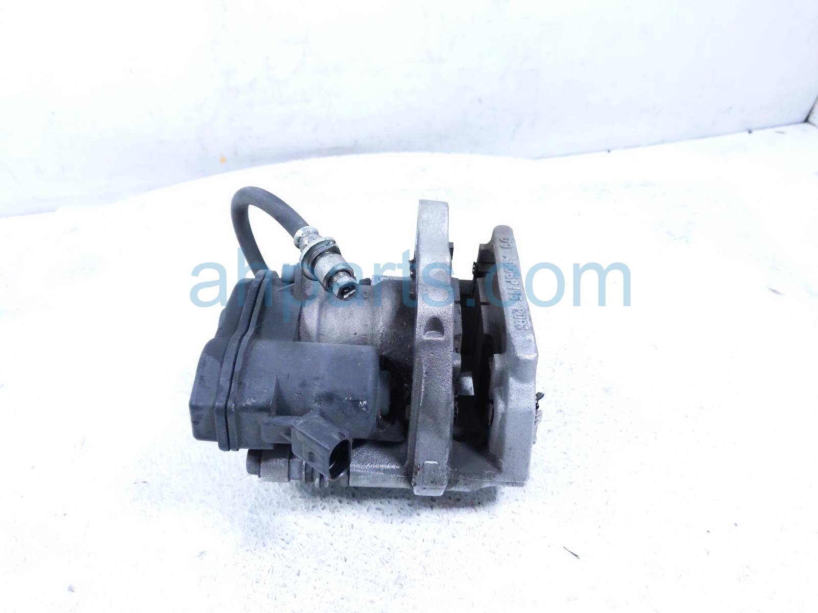 2022 Acura MDX Rear Driver Brake Caliper 43019 TYA A00 Replacement 2022 Acura MDX Rear Driver Brake Caliper 43019 TYA A00 Replacement thumbnail