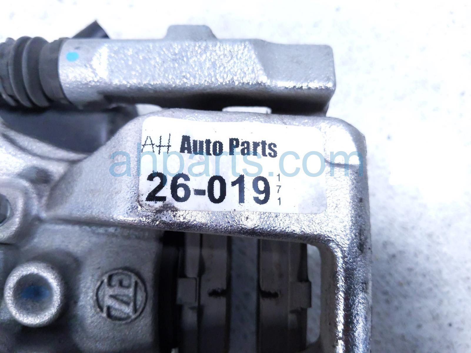 2022 Acura MDX Rear Driver Brake Caliper 43019 TYA A00 Replacement 2022 Acura MDX Rear Driver Brake Caliper 43019 TYA A00 Replacement thumbnail