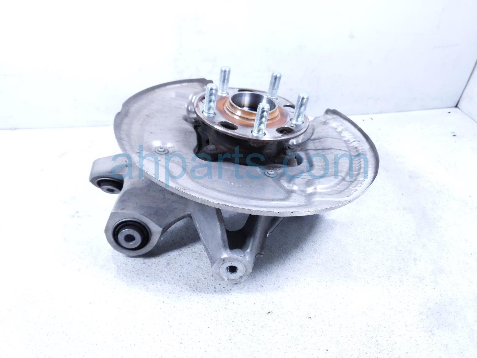 2022 Acura MDX Axle Stub Rear Driver Spindle Knuckle Hub Awd 52215 TYA A01 Replacement 2022 Acura MDX Axle Stub Rear Driver Spindle Knuckle Hub Awd 52215 TYA A01 Replacement thumbnail