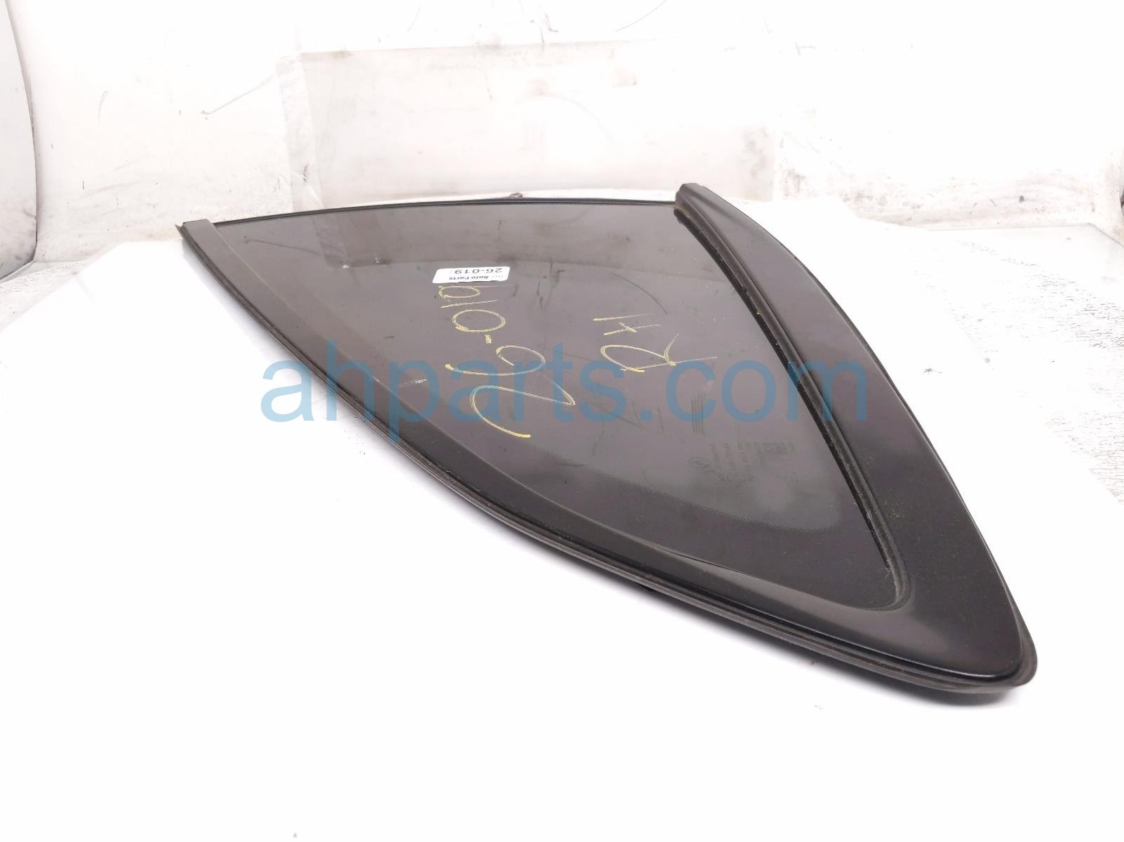 2022 Acura MDX Passenger Quarter Window Glass 73500 TYA A21 Replacement 2022 Acura MDX Passenger Quarter Window Glass 73500 TYA A21 Replacement thumbnail