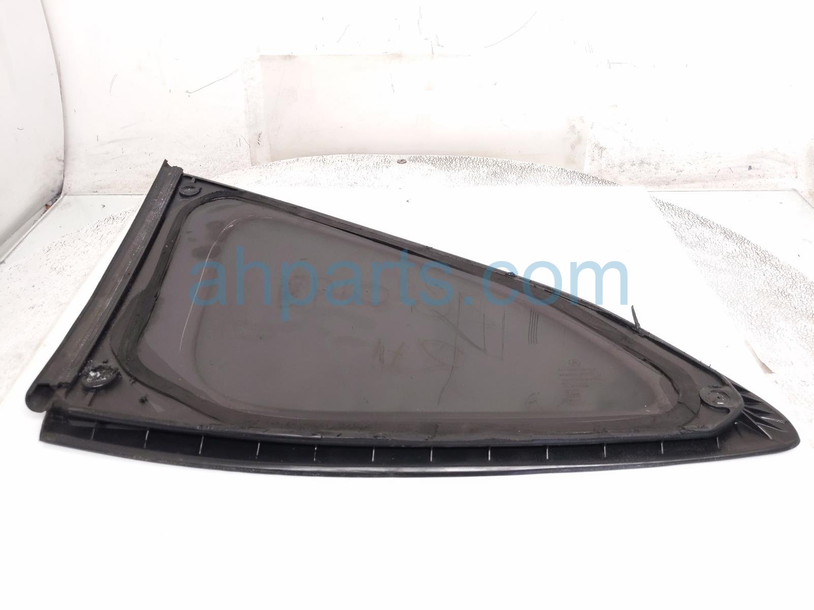 2022 Acura MDX Passenger Quarter Window Glass 73500 TYA A21 Replacement 2022 Acura MDX Passenger Quarter Window Glass 73500 TYA A21 Replacement thumbnail