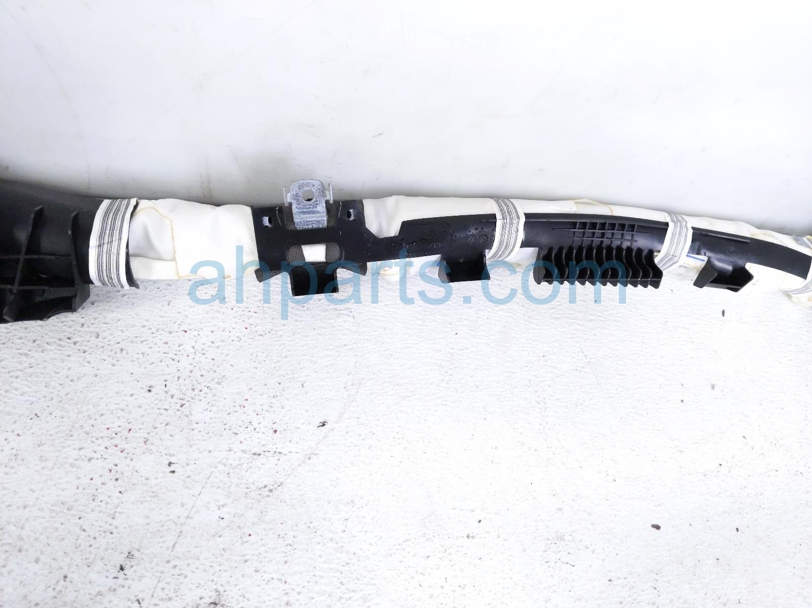 2022 Acura MDX Passenger Roof Curtain Airbag 78870 TYA A89 Replacement 2022 Acura MDX Passenger Roof Curtain Airbag 78870 TYA A89 Replacement thumbnail