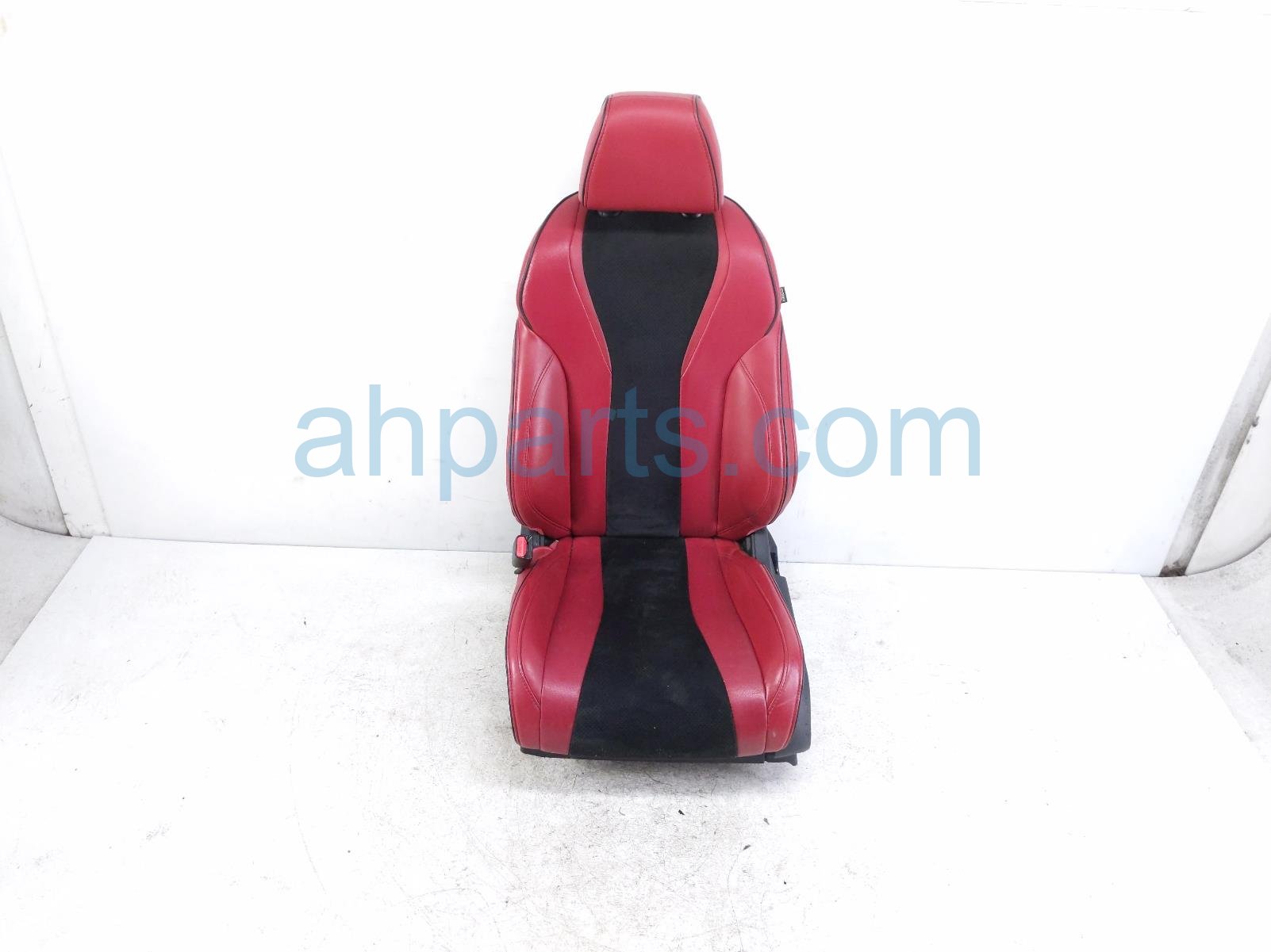 Acura FR/LH SEAT - RED - W/O AIRBAG*