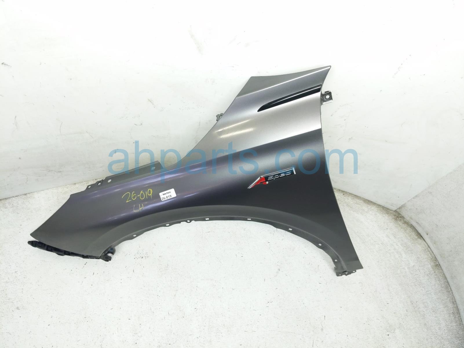 Sold 2022 Acura MDX Front Driver Fender - Grey 60260-TYA-A00ZZ