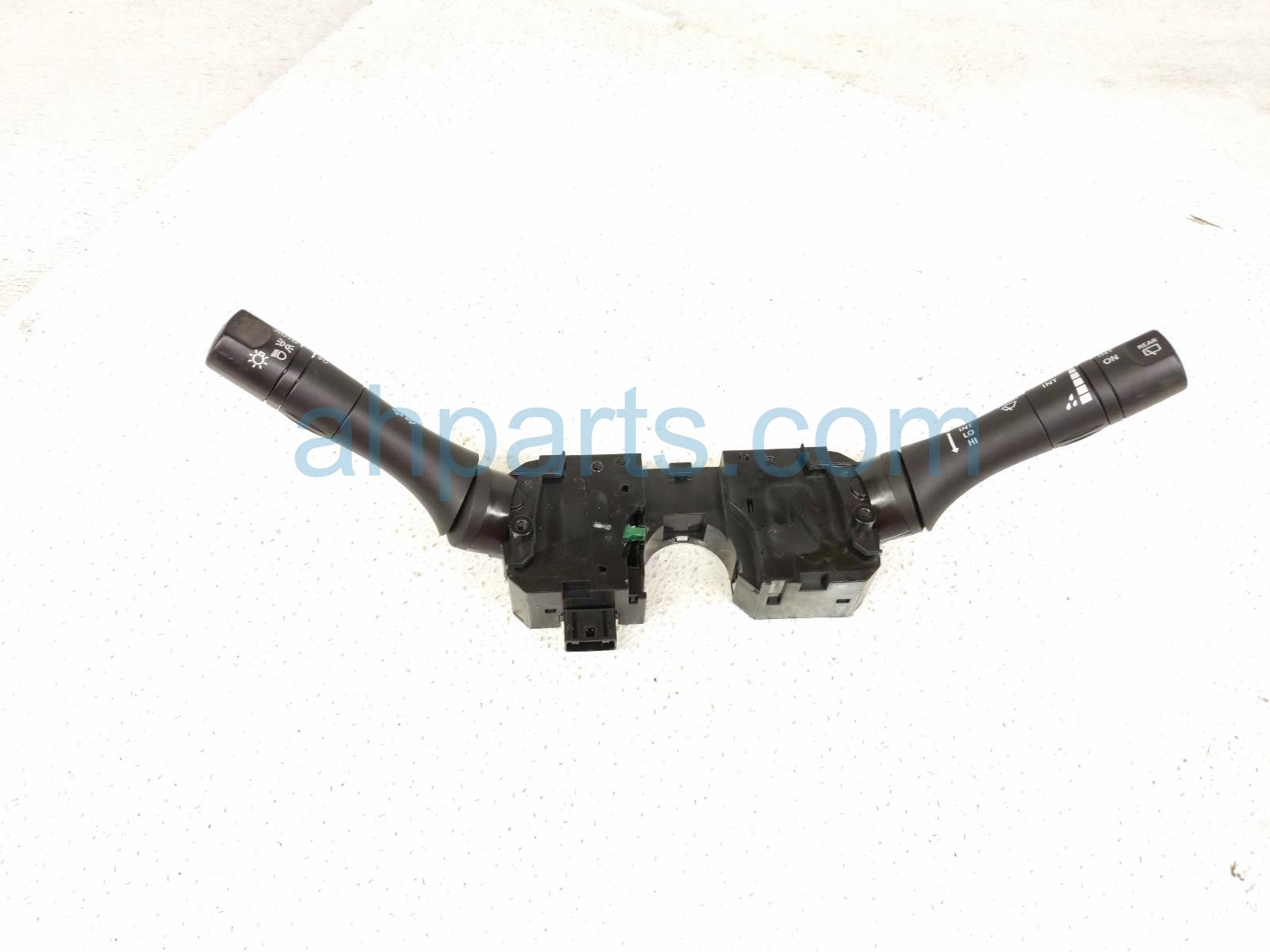 $70 Nissan HEADLIGHT / WIPER COLUMN SWITCH