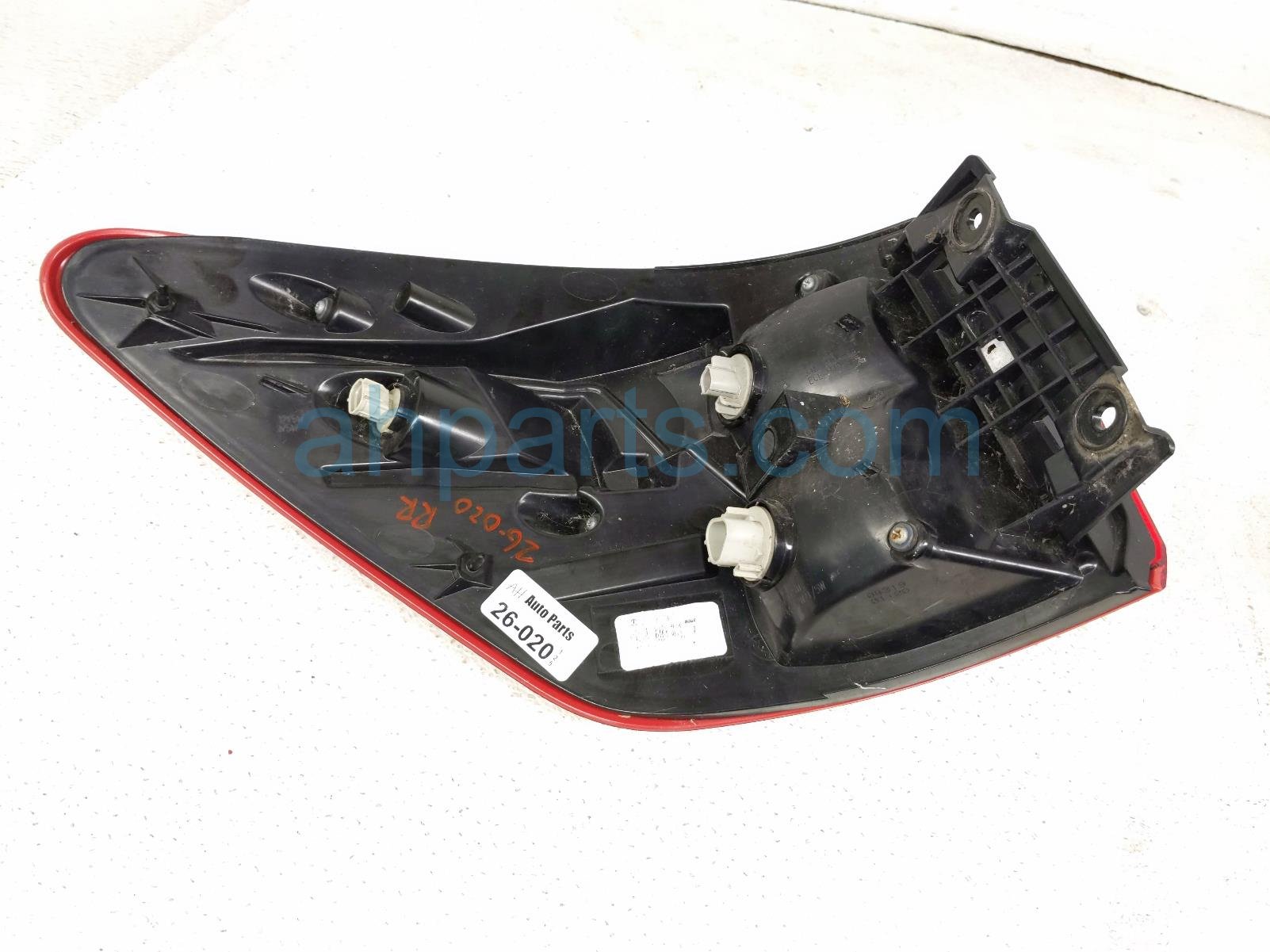 2019 Nissan Pathfinder Light / Rear Passenger Tail Lamp (on Body) 26550 9PF0A Replacement 2019 Nissan Pathfinder Light / Rear Passenger Tail Lamp (on Body) 26550 9PF0A Replacement thumbnail