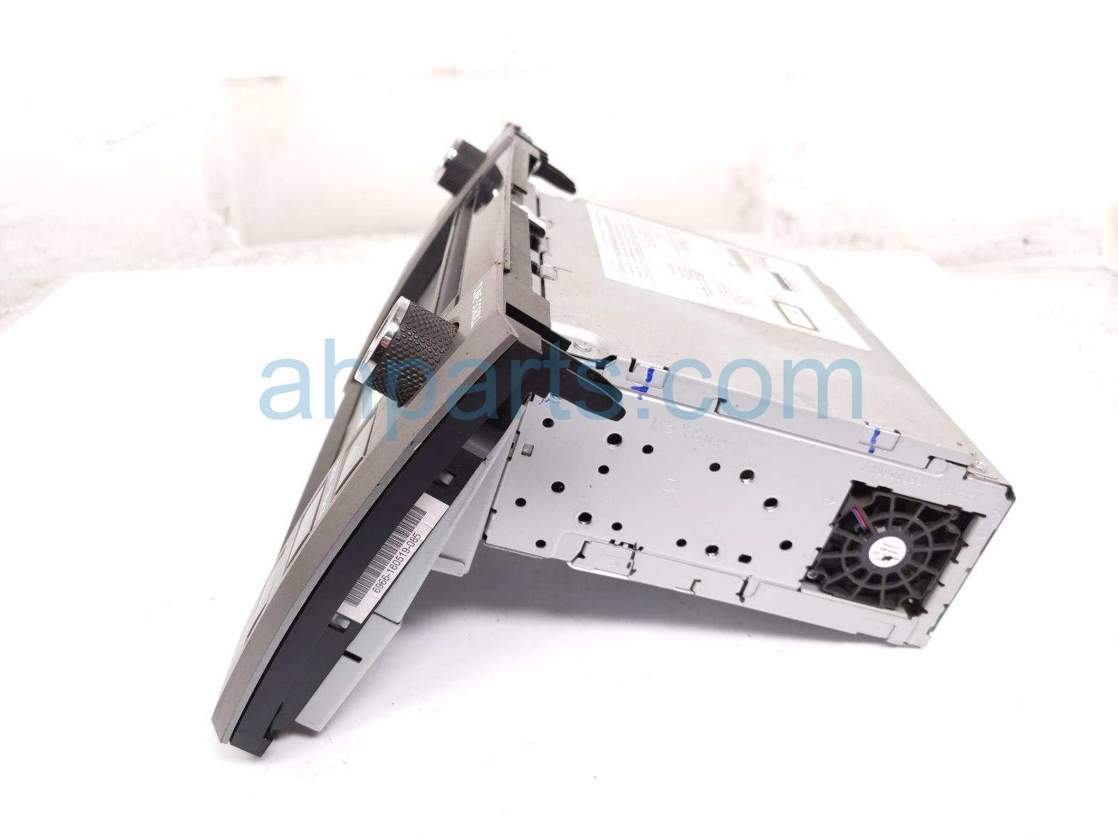 2017 Toyota Tundra Radio Head Unit Cd Player 86140 0C130 Replacement 2017 Toyota Tundra Radio Head Unit Cd Player 86140 0C130 Replacement thumbnail