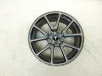 $200 Tesla RR/RH WHEEL / RIM - LIGHT CURB $200 Tesla RR/RH WHEEL / RIM - LIGHT CURB
