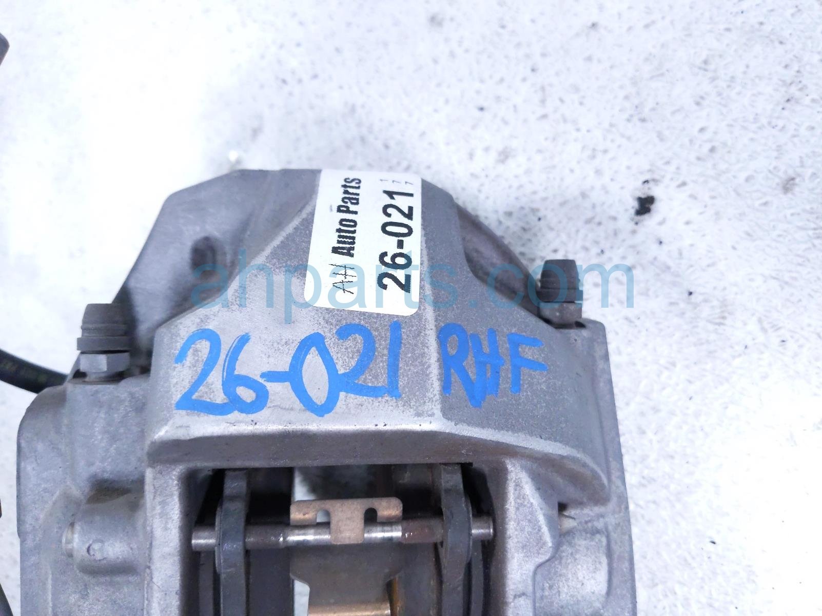 2019 Tesla Tesla 3 Front Passenger Brake Caliper 1044622 00 D Replacement 2019 Tesla Tesla 3 Front Passenger Brake Caliper 1044622 00 D Replacement thumbnail
