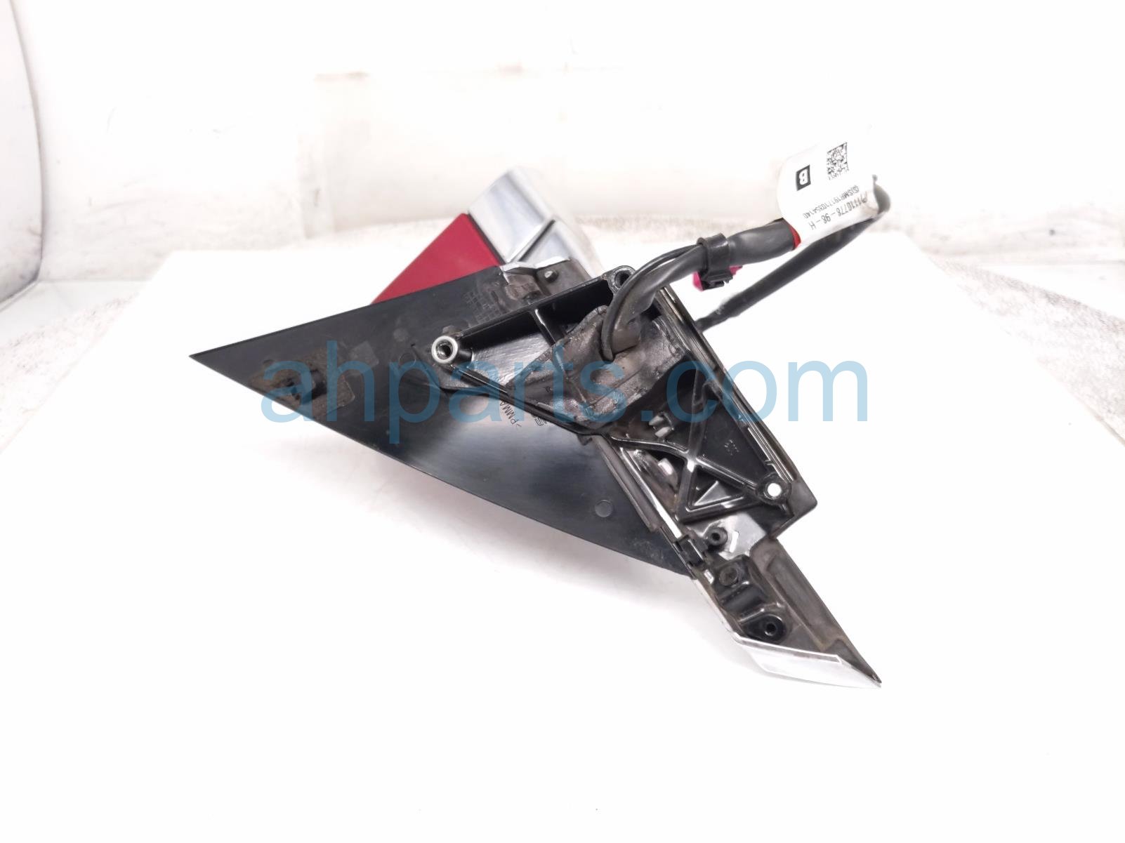 2019 Tesla Tesla 3 Rear Passenger Side View Mirror Red 1110778 98 H Replacement 2019 Tesla Tesla 3 Rear Passenger Side View Mirror Red 1110778 98 H Replacement thumbnail