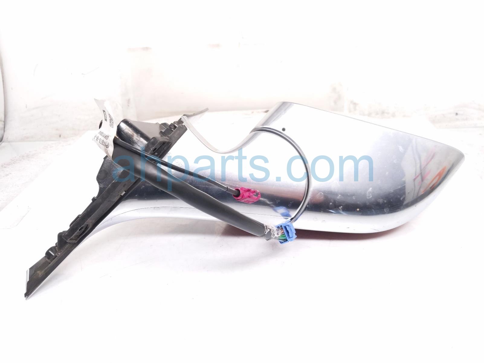 2019 Tesla Tesla 3 Rear Passenger Side View Mirror Red 1110778 98 H Replacement 2019 Tesla Tesla 3 Rear Passenger Side View Mirror Red 1110778 98 H Replacement thumbnail