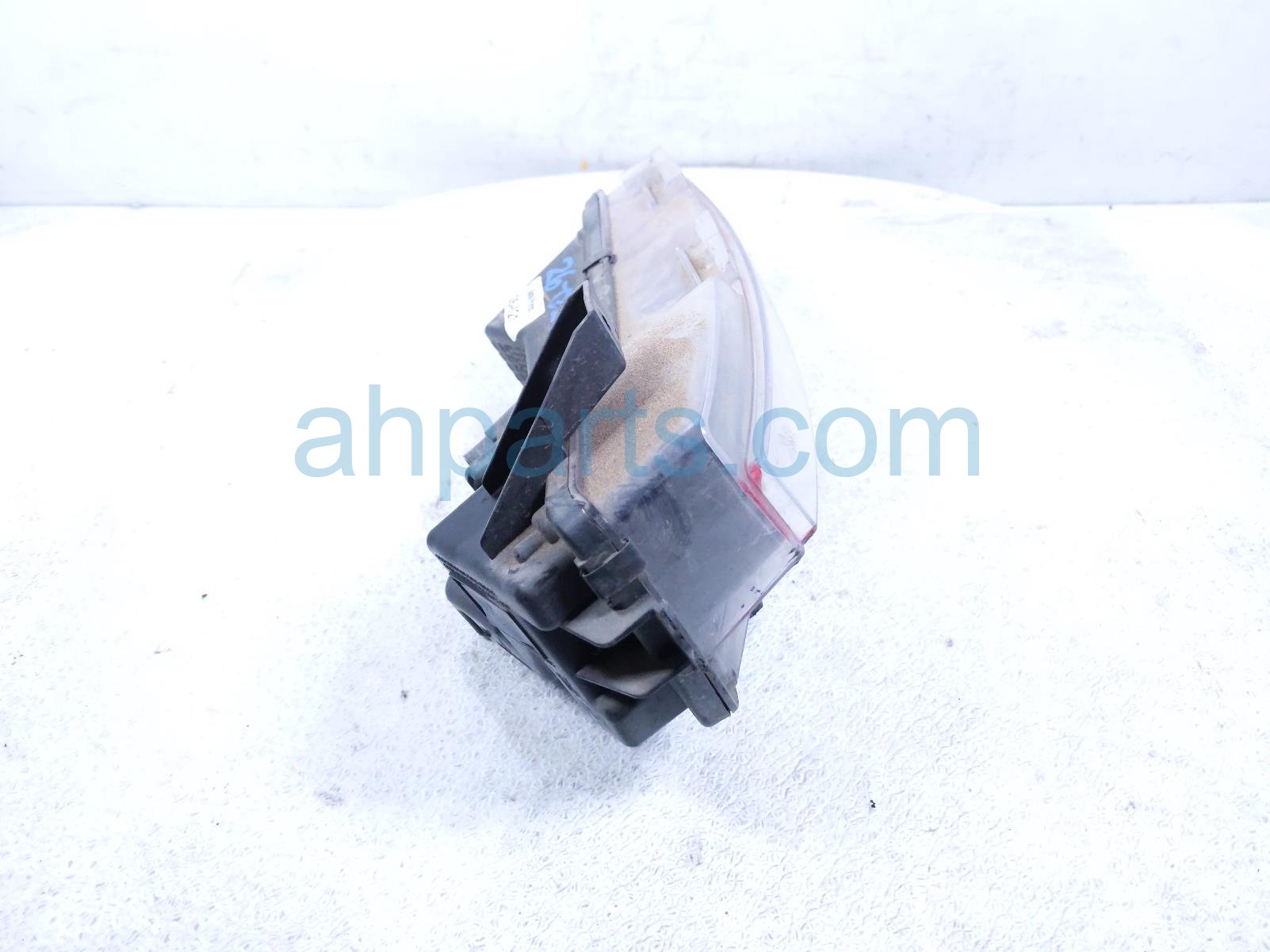 2019 Tesla Tesla 3 Passenger Corner Lamp / Light 1077390 00 E Replacement 2019 Tesla Tesla 3 Passenger Corner Lamp / Light 1077390 00 E Replacement thumbnail