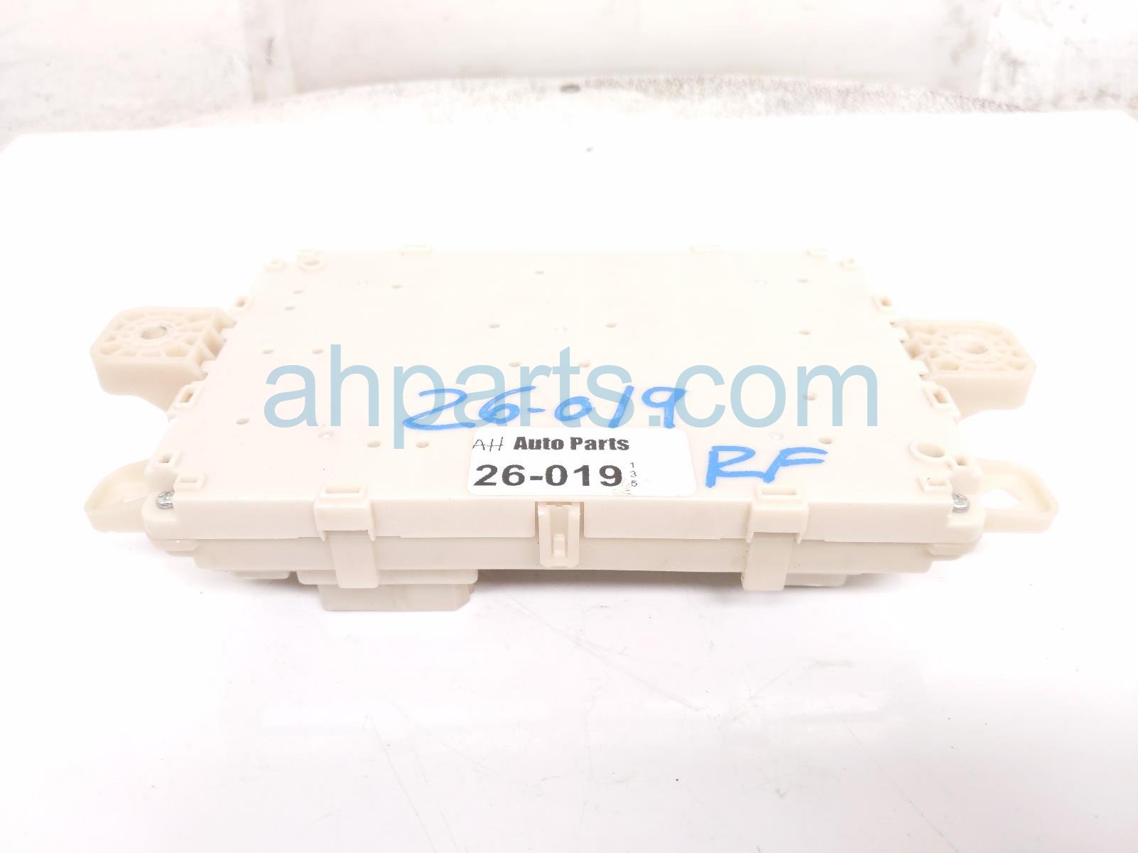 2022 Acura MDX Passenger Cabin Fuse Box 3.5l Awd A spec 38840 TYA A01 Replacement 2022 Acura MDX Passenger Cabin Fuse Box 3.5l Awd A spec 38840 TYA A01 Replacement thumbnail