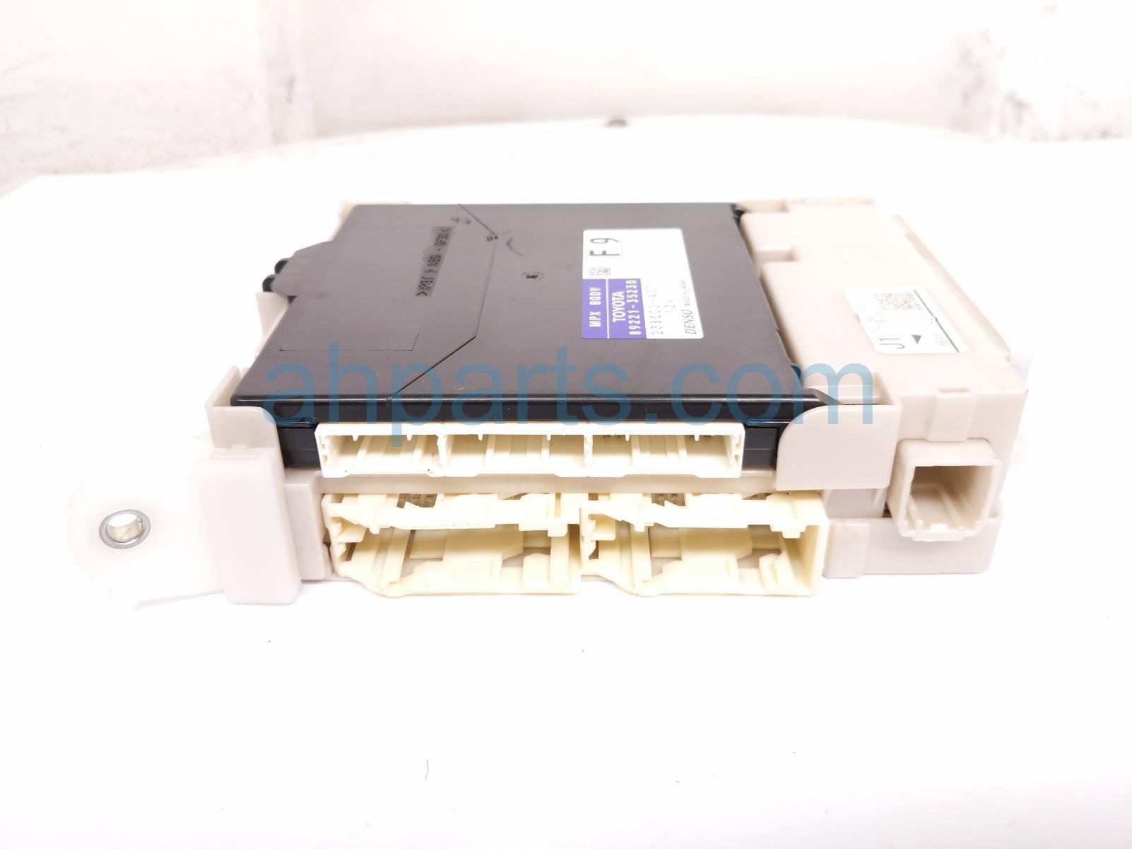 2016 Toyota 4 Runner Multiplex Network Body Control Unit 82730 35410 Replacement 2016 Toyota 4 Runner Multiplex Network Body Control Unit 82730 35410 Replacement thumbnail