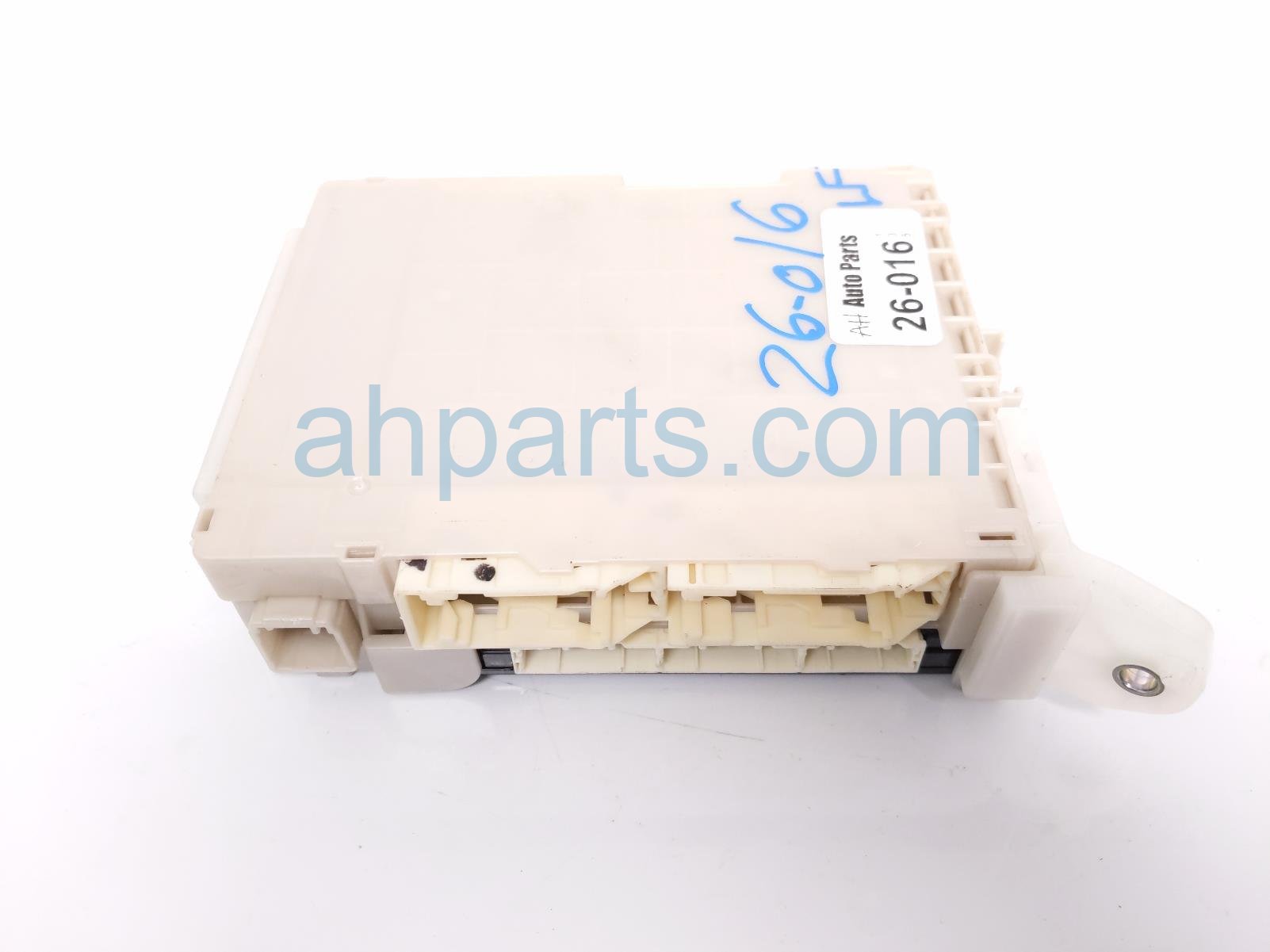 2016 Toyota 4 Runner Multiplex Network Body Control Unit 82730 35410 Replacement 2016 Toyota 4 Runner Multiplex Network Body Control Unit 82730 35410 Replacement thumbnail