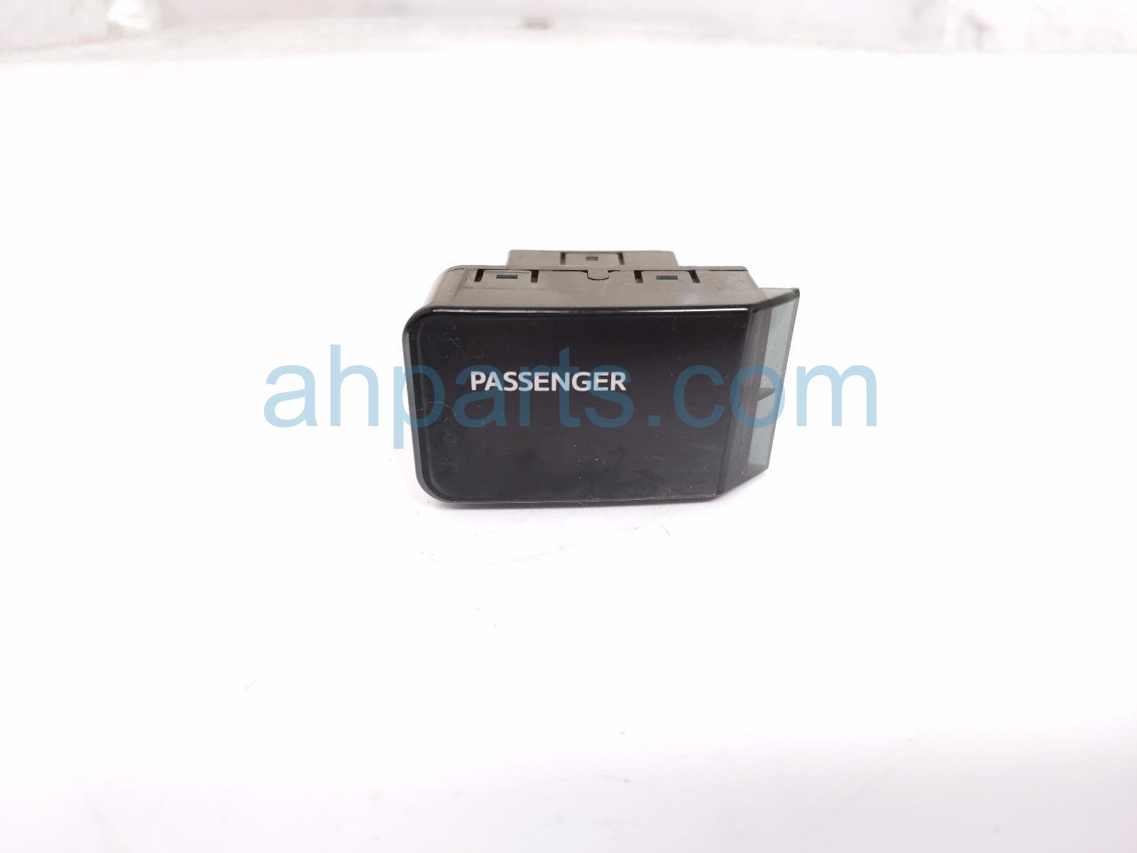 2016 Toyota 4 Runner Passenger Airbag Status Sw 83950 35090 Replacement 2016 Toyota 4 Runner Passenger Airbag Status Sw 83950 35090 Replacement thumbnail