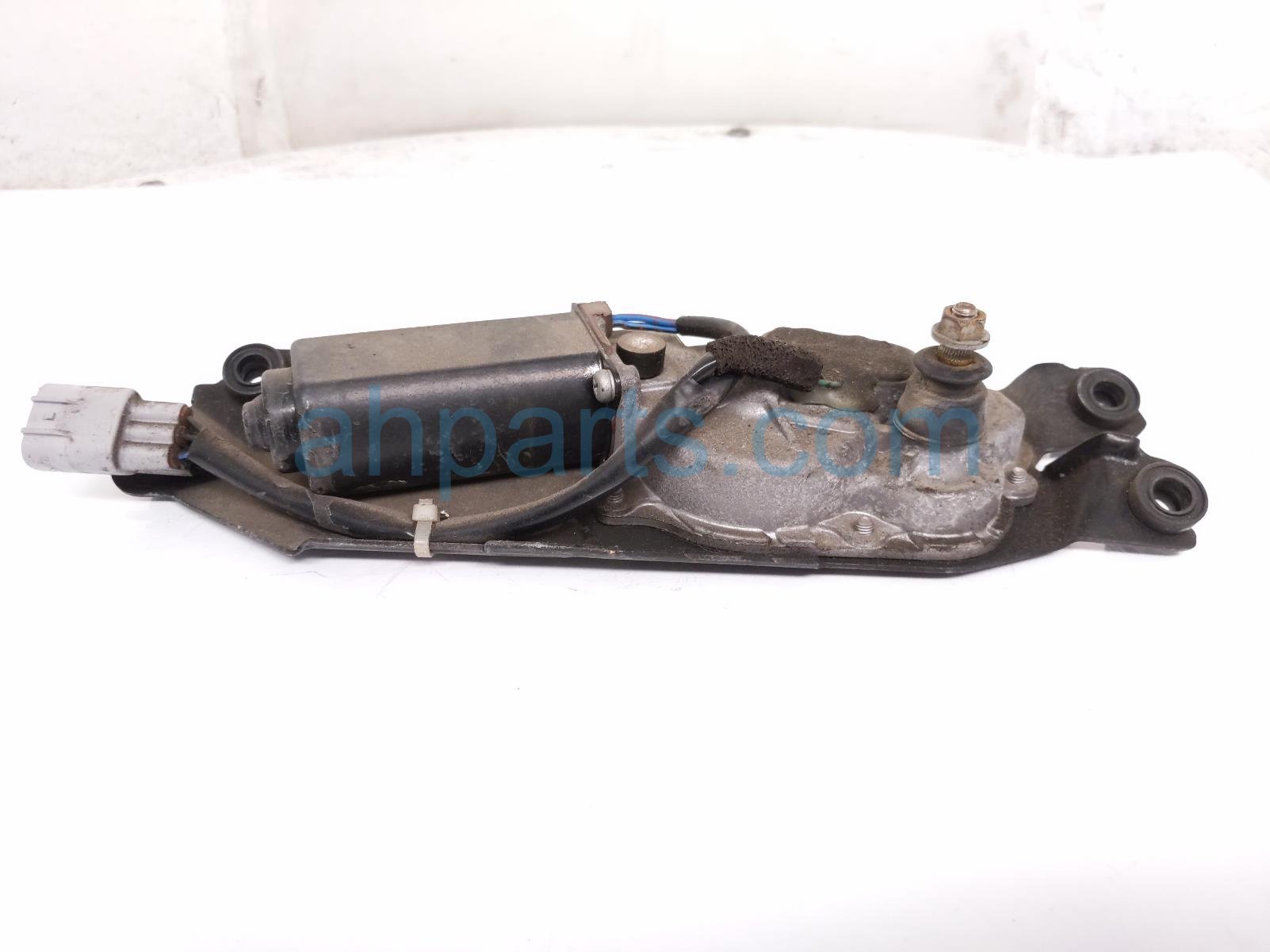 2016 Toyota 4 Runner Windshield Rear Wiper Motor Unit 85130 35101 Replacement 2016 Toyota 4 Runner Windshield Rear Wiper Motor Unit 85130 35101 Replacement thumbnail