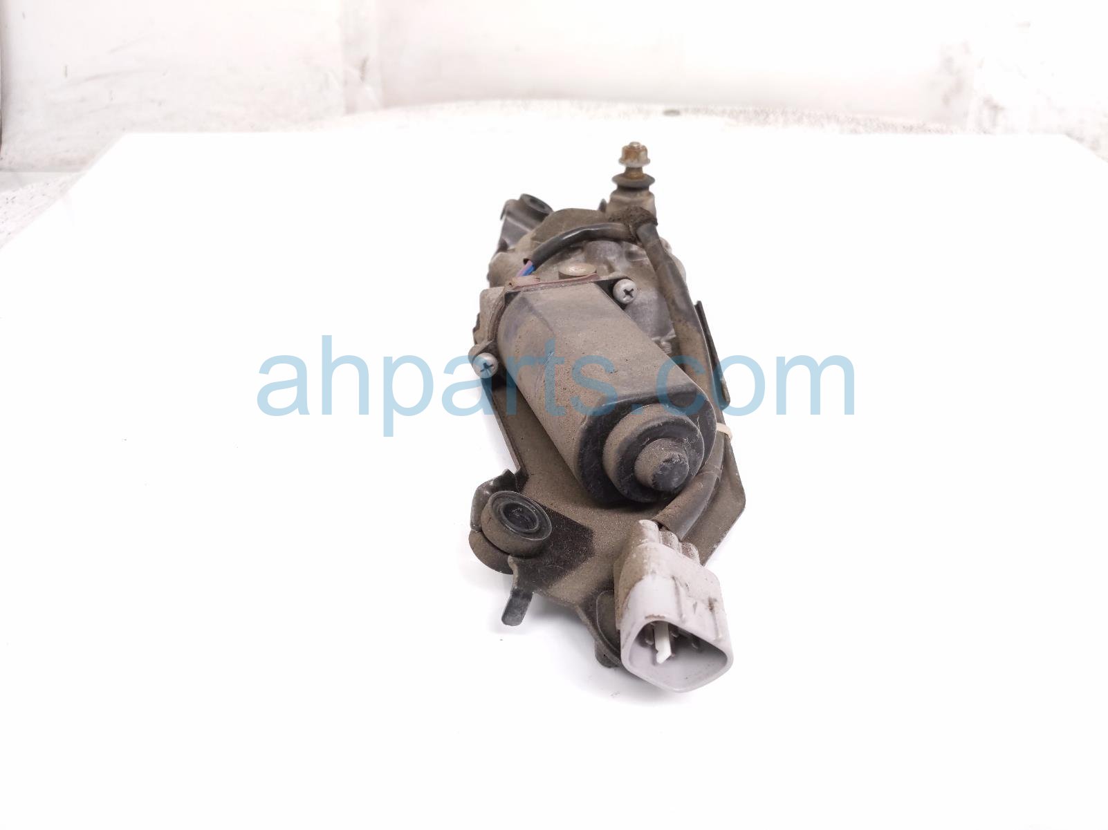 2016 Toyota 4 Runner Windshield Rear Wiper Motor Unit 85130 35101 Replacement 2016 Toyota 4 Runner Windshield Rear Wiper Motor Unit 85130 35101 Replacement thumbnail